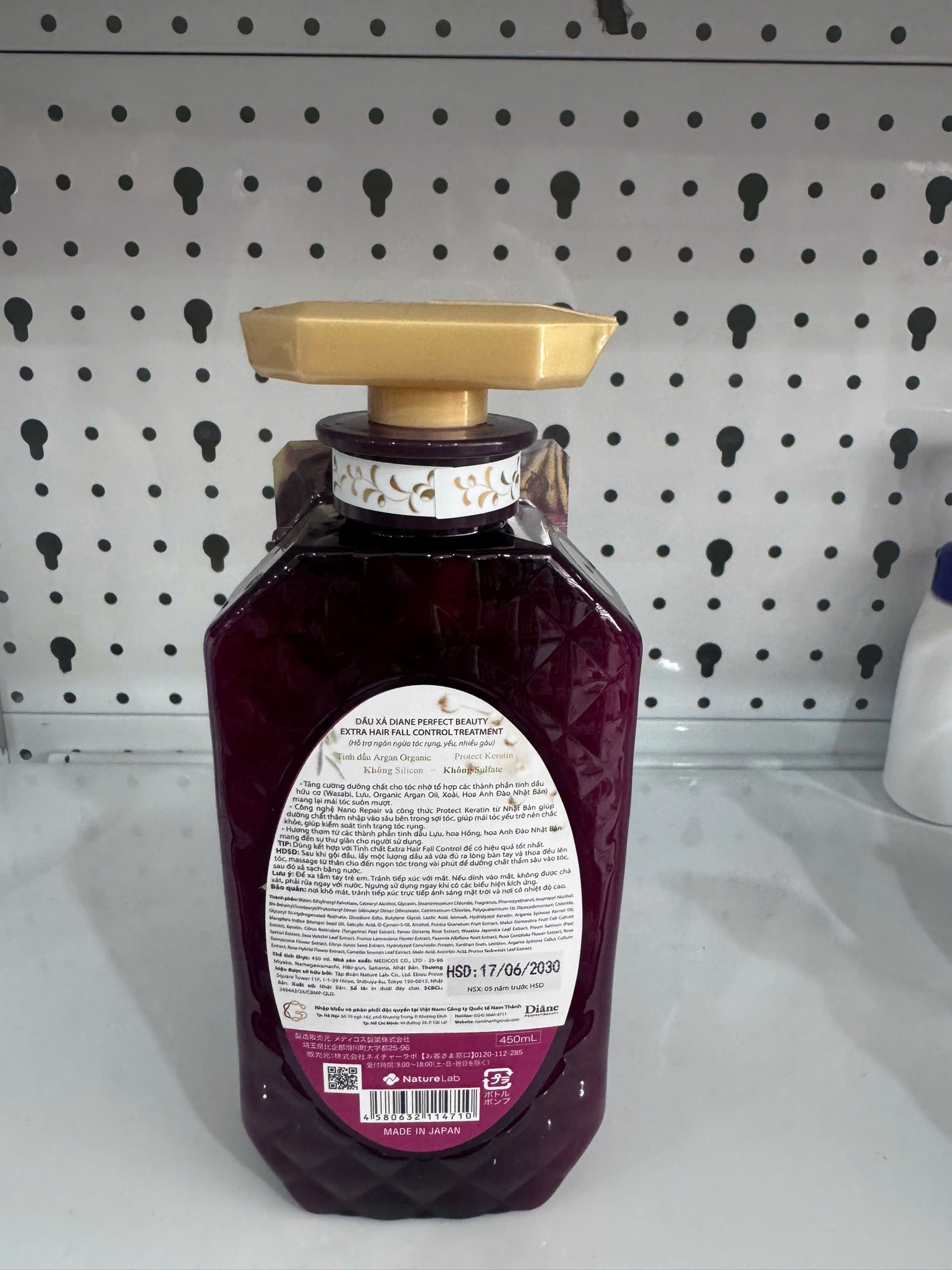 DX Moist Diane Extra Hair Fall Control(kiểm soát tóc rụng và phục hồi)-450ml