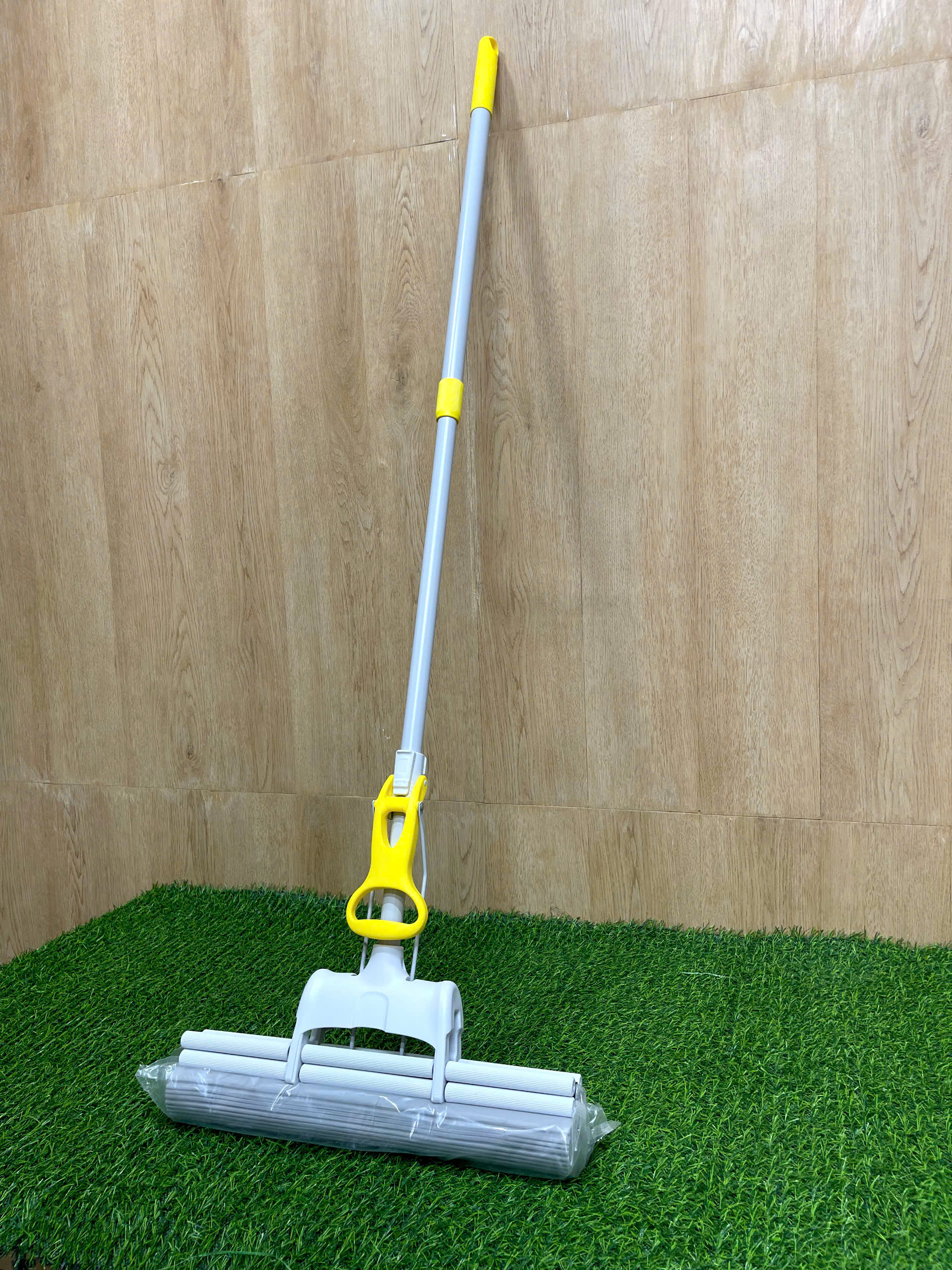Cây lau mút xốp Oday YF-04F PVA Mop 38cm