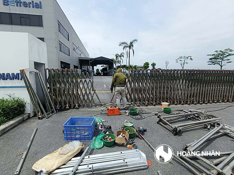 Báo Giá Sửa Chữa Cổng Xếp năm 2025