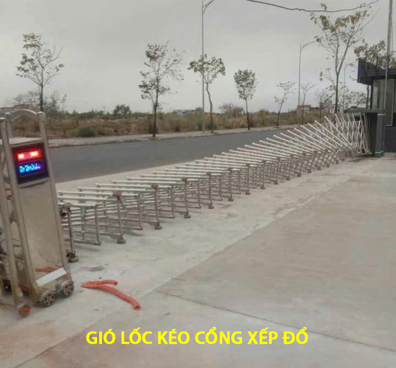Cổng Xếp Đổ Ngã Trong Mưa Bão: Hiểm Họa Khôn Lường và Giải Pháp Phòng Tránh