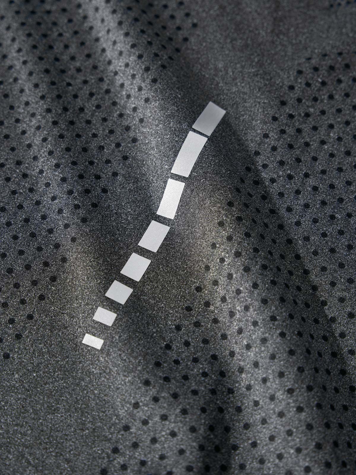 Áo Phông Dài Tay Thể Thao NEVO Cơ Bản