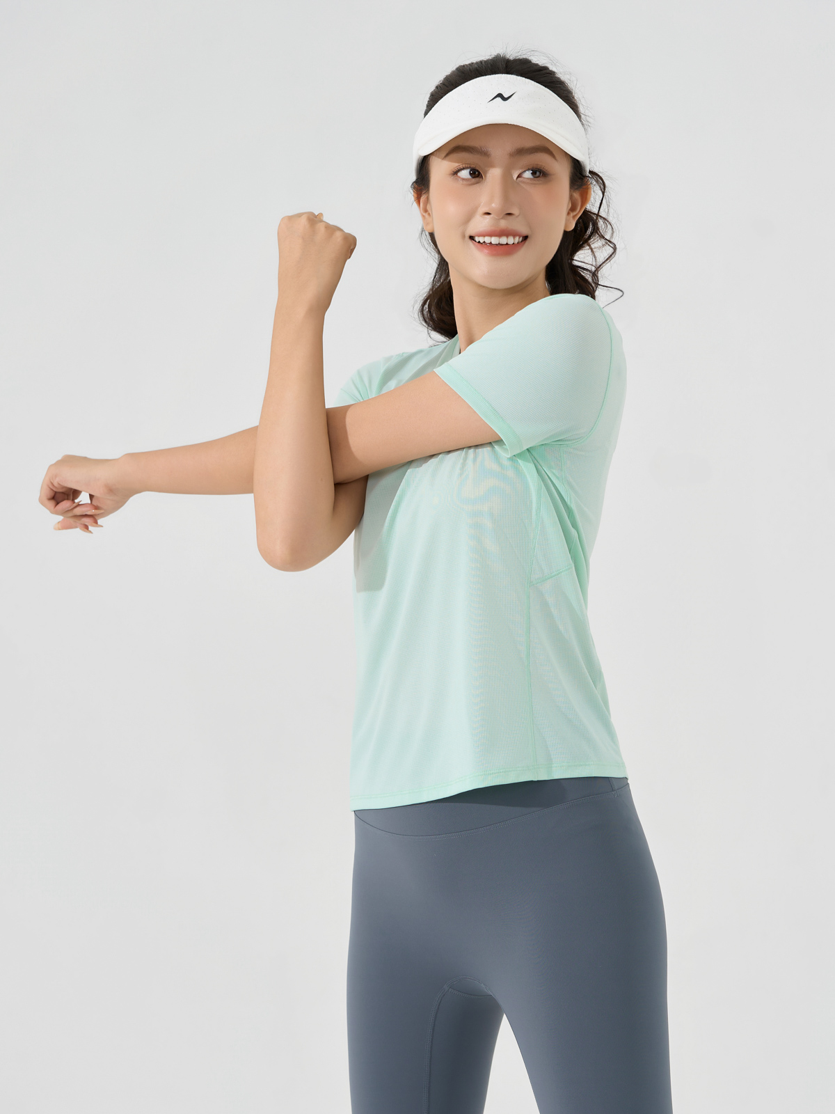 Áo Thun Thể Thao Dáng Suông Siêu Nhẹ