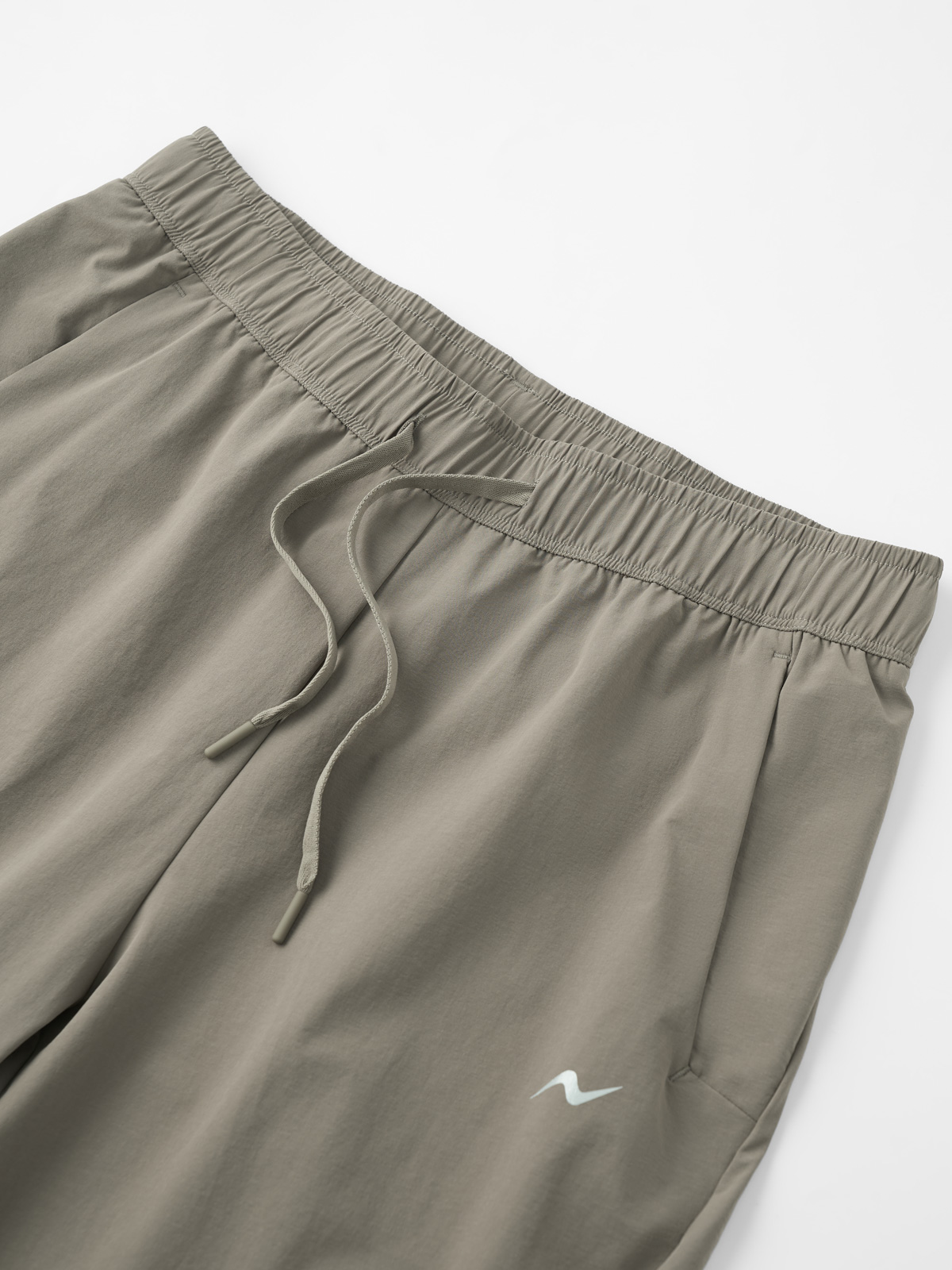 Quần Shorts Thể Thao AIRLITE – Laser