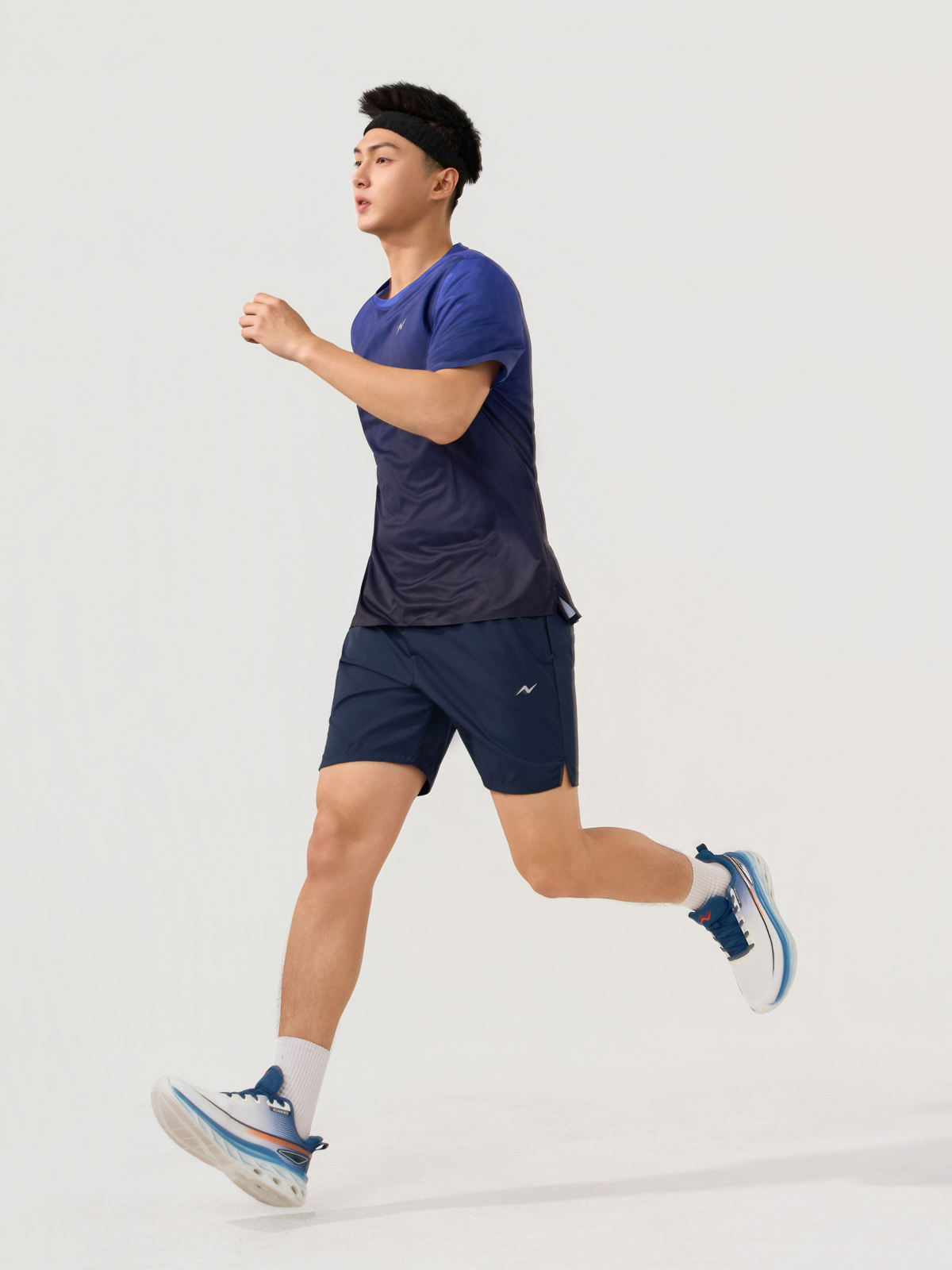 Áo Phông Nam Thể Thao Họa Tiết Running