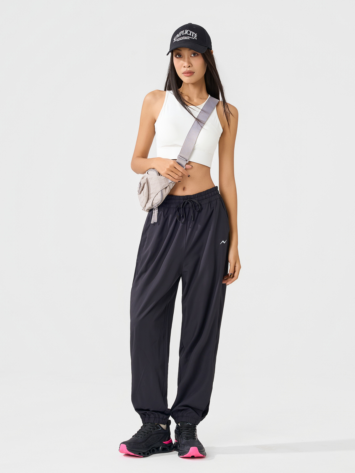 Quần gió nữ dáng jogger cạp chun bản to thời trang