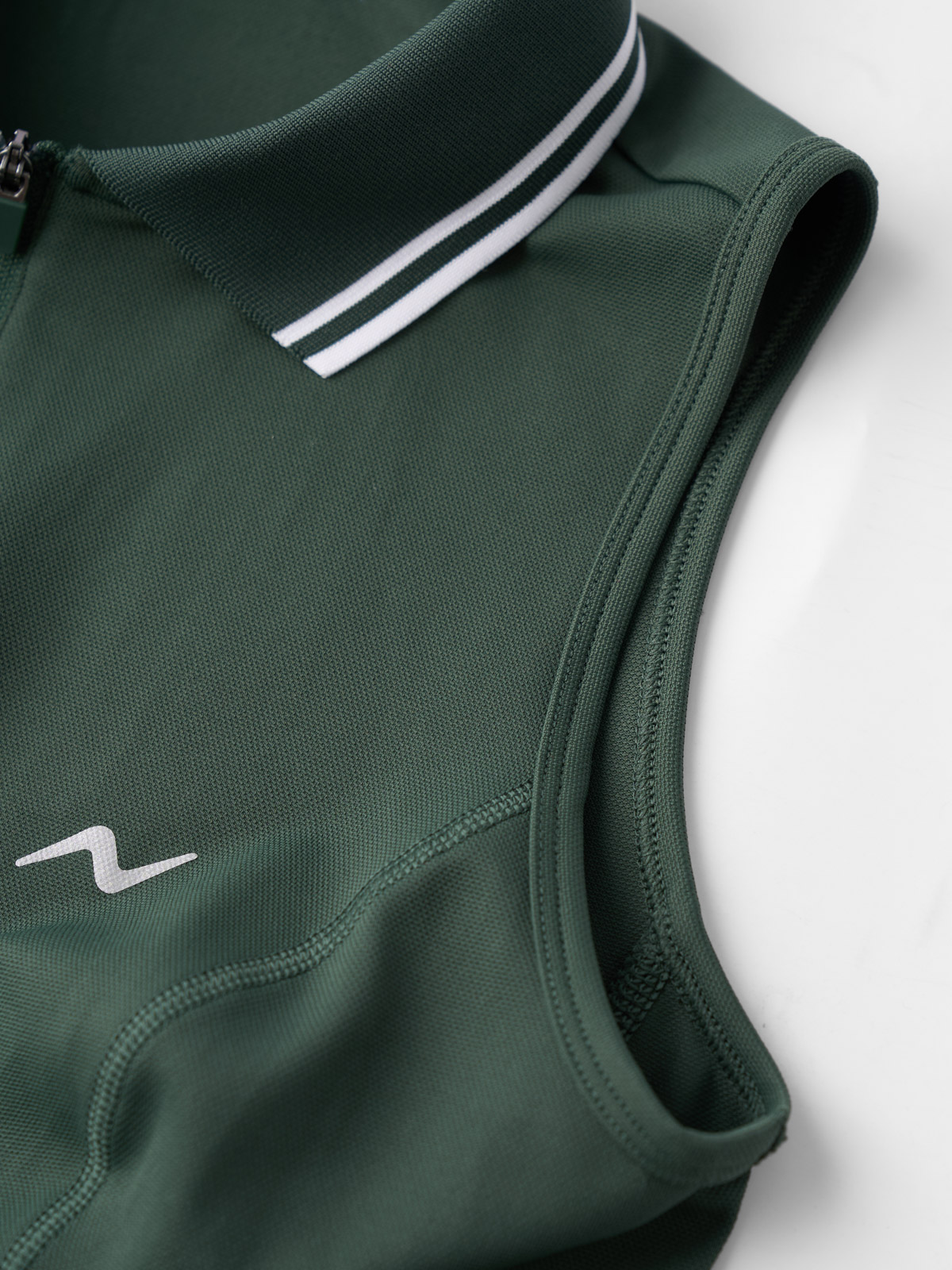 Váy Polo Sát Nách Ôm Vừa Vặn