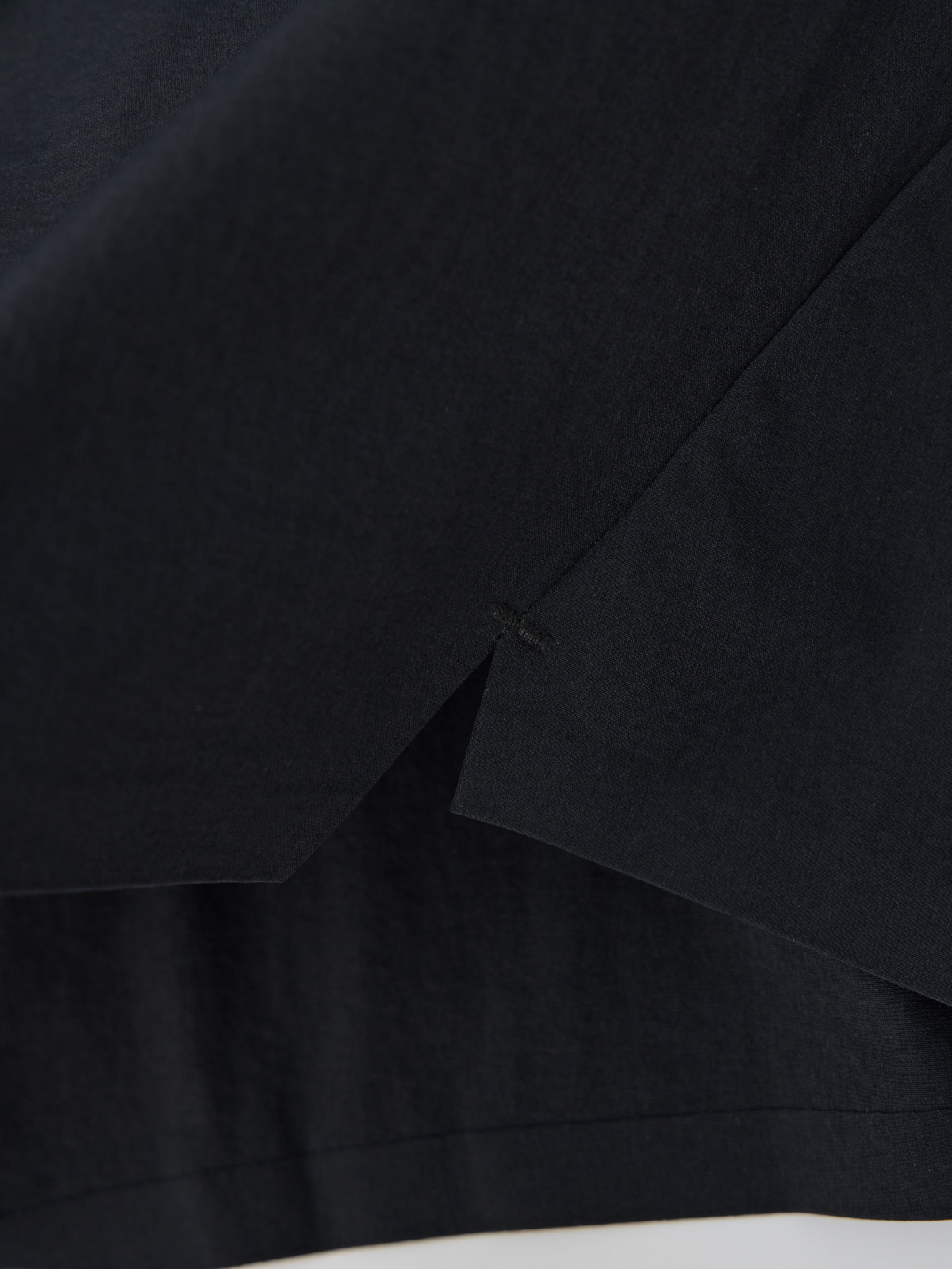 Quần Shorts Gió Seamless Laser