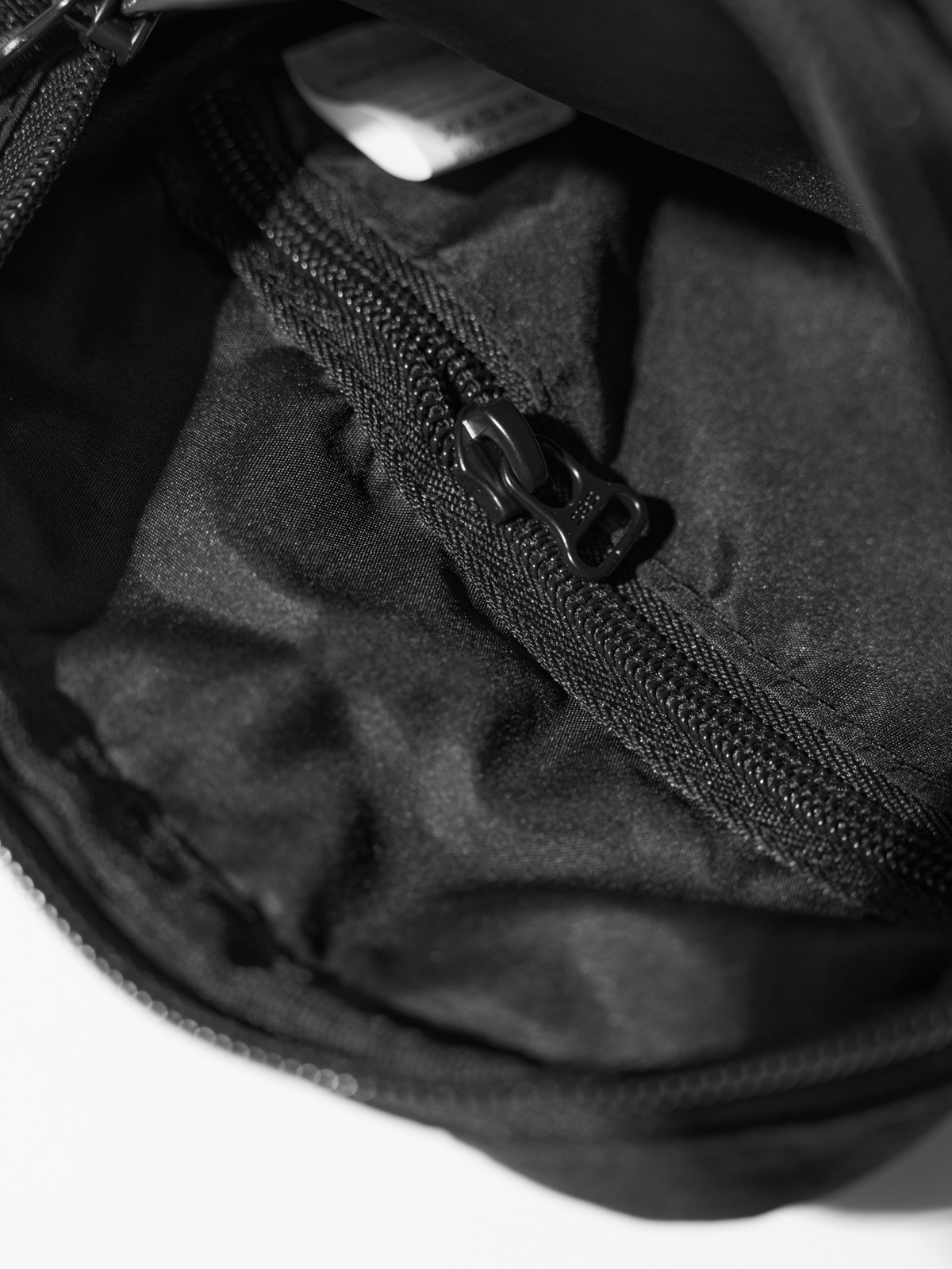 Túi Đeo Chéo NEVO Thể Thao Gọn Nhẹ