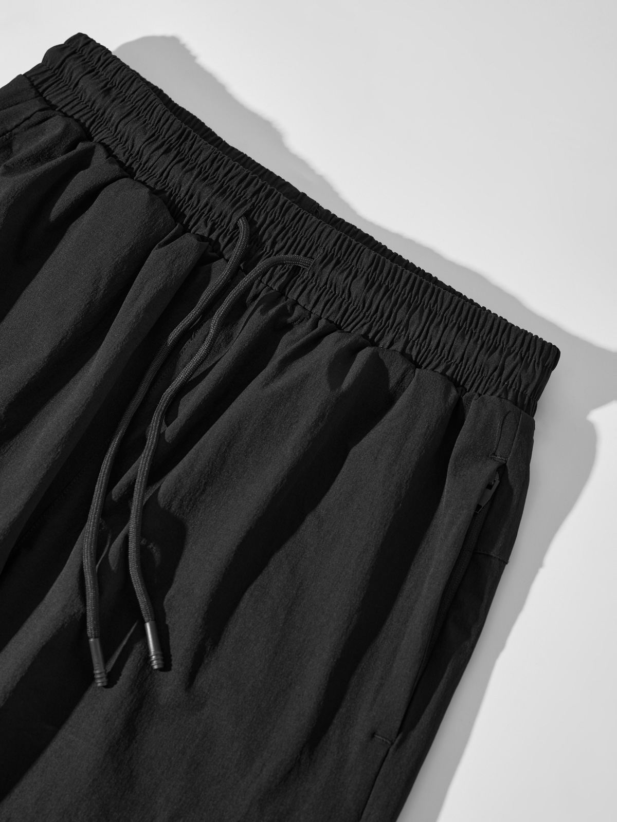 Quần Gió Thể Thao Nam Nevo