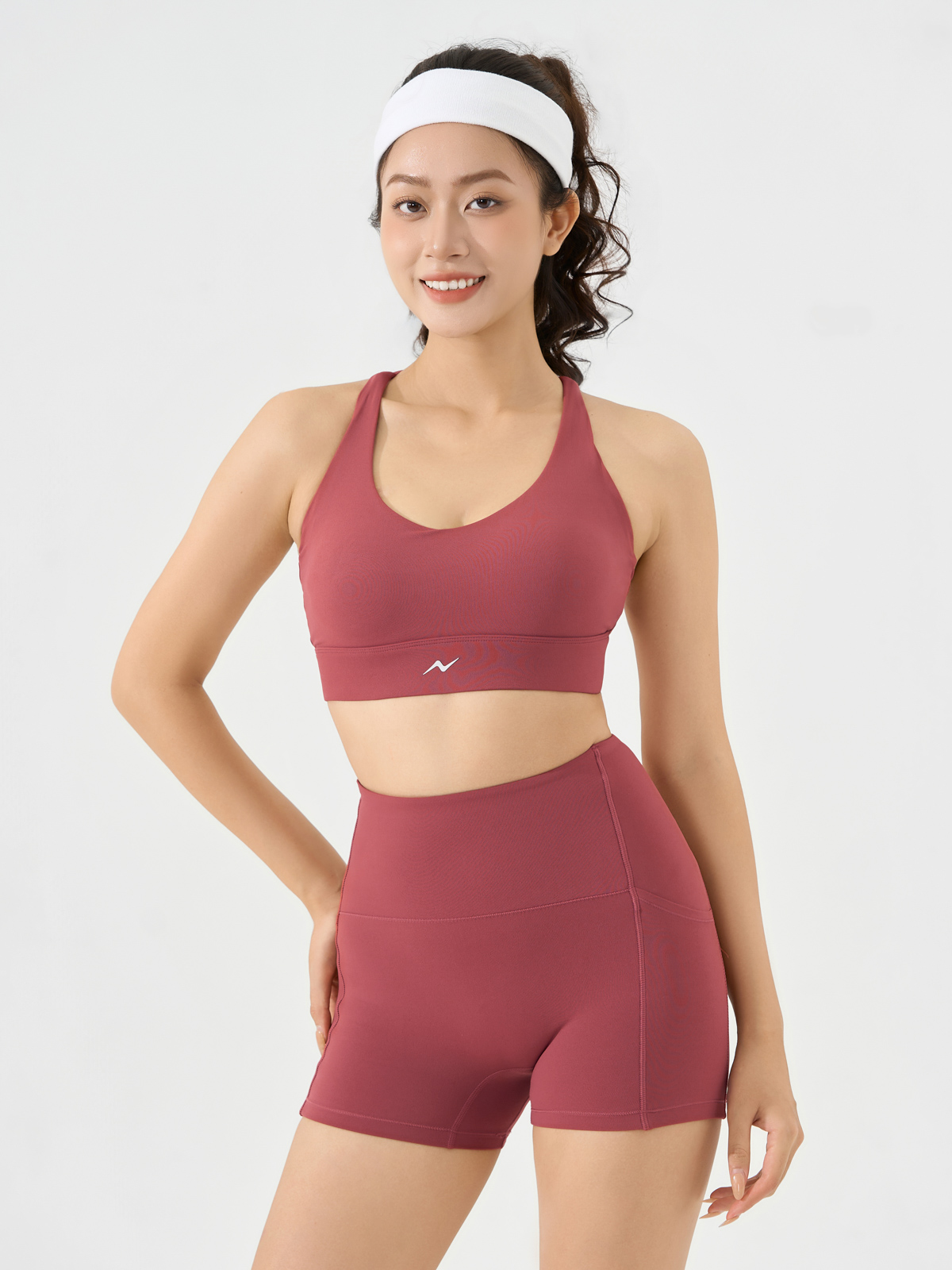 Quần Leggings Dáng Ngắn Siêu Co Giãn