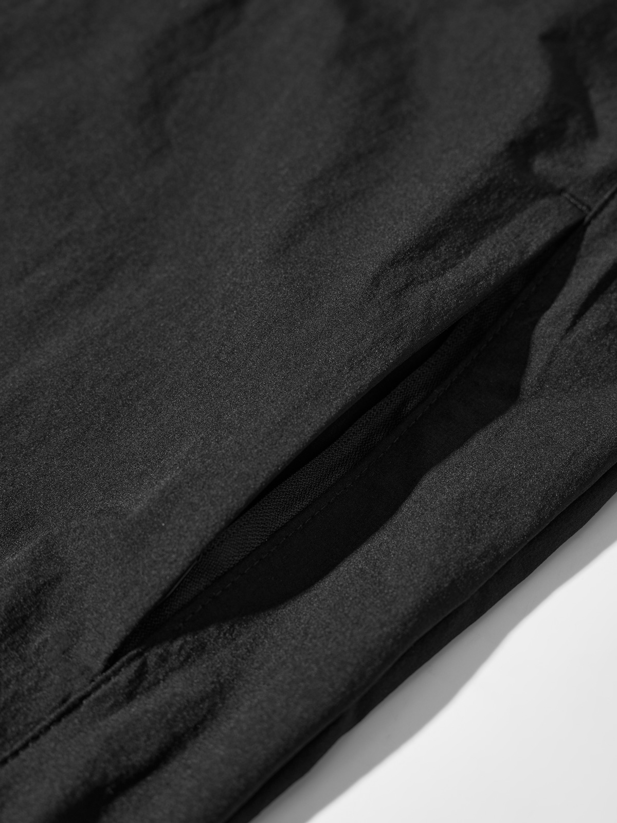 Áo Khoác Gió Thể Thao Nam NEVO