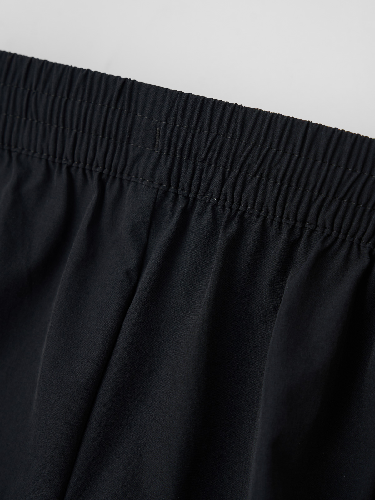 Quần Shorts Gió Seamless Laser