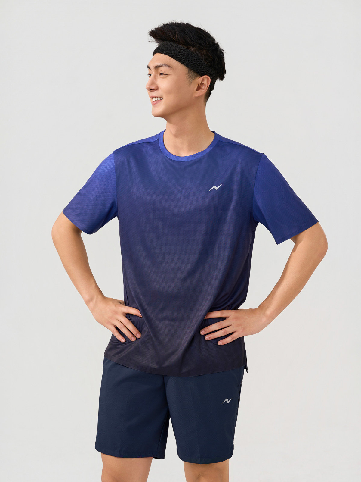 Áo Phông Nam Thể Thao Họa Tiết Running