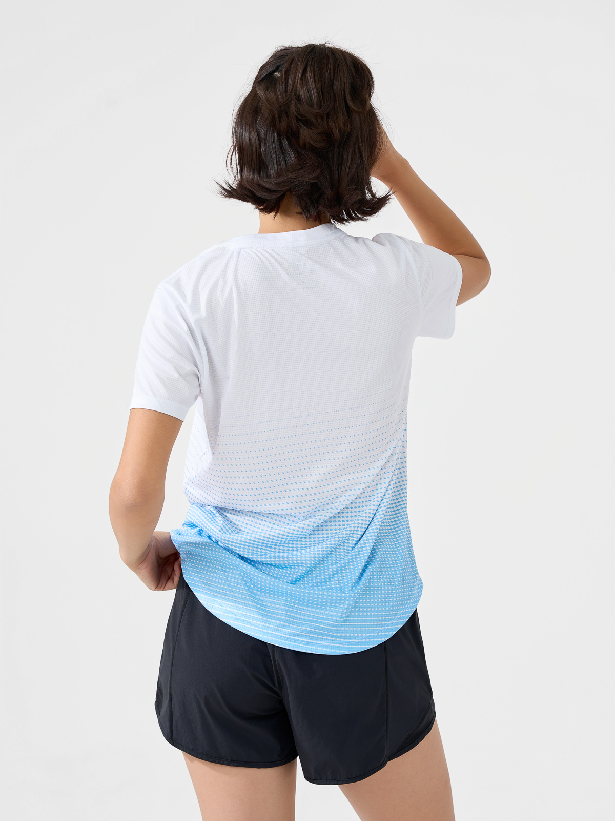 Áo thun nữ siêu nhẹ hiệu ứng chuyển màu