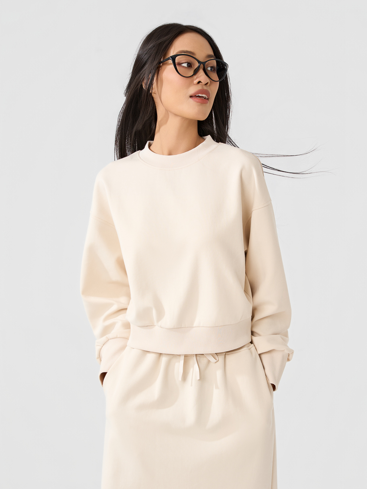 Áo Nỉ Athleisure phom croptop bo gấu