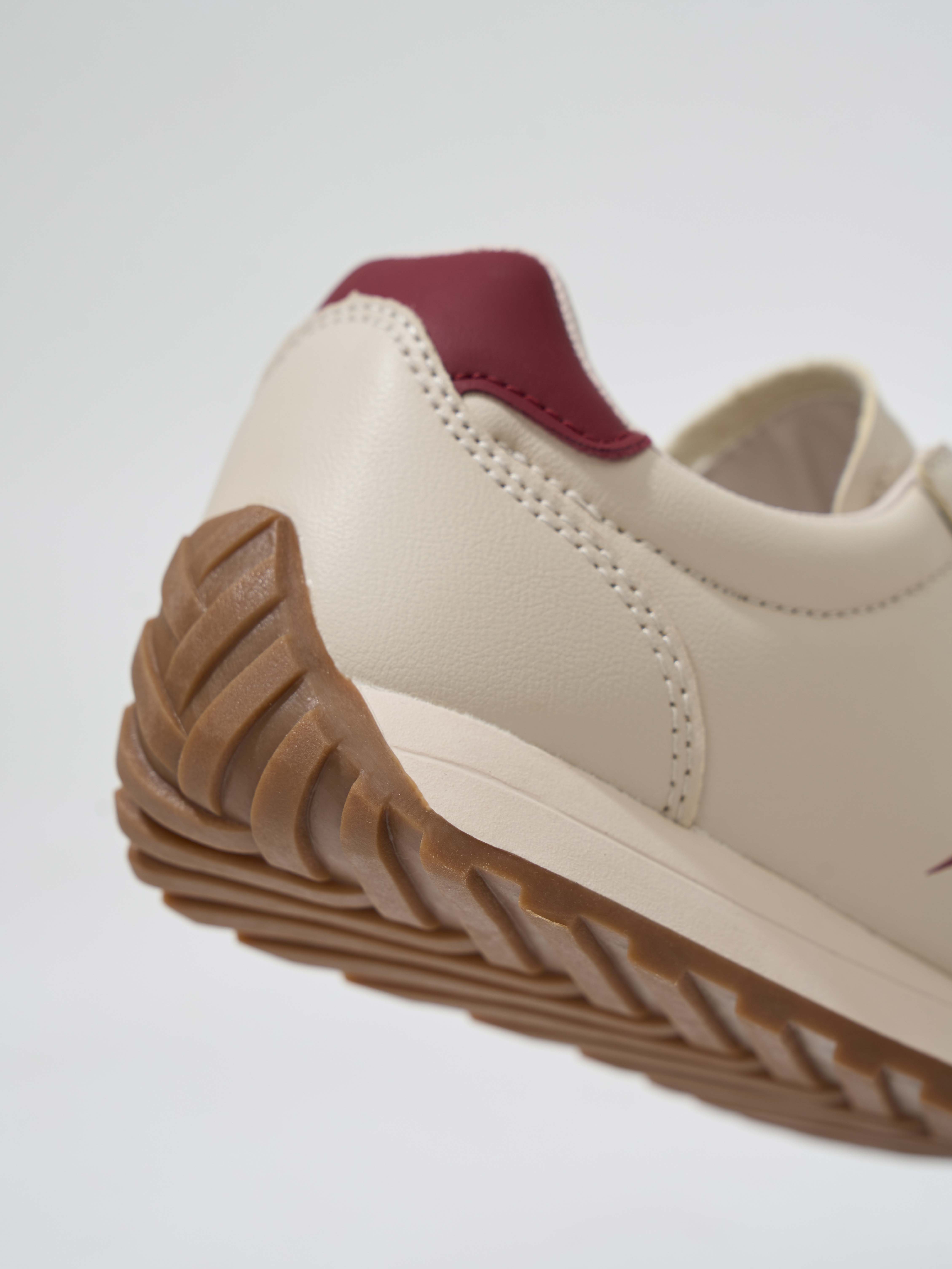 Giày Sneaker Nữ Daily Move – Năng động mỗi ngày