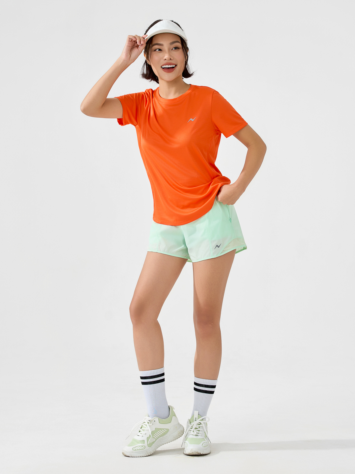 Áo thun thể thao nữ siêu nhẹ dáng suông