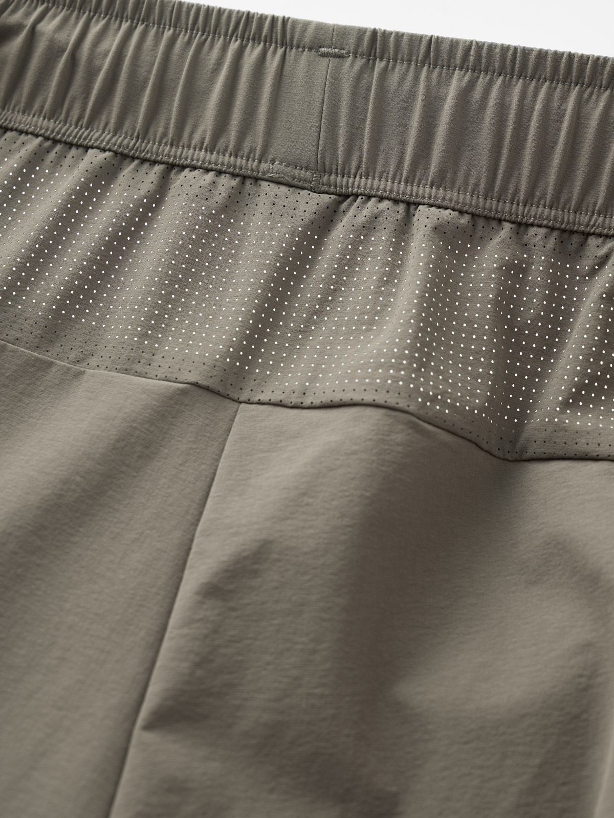 Quần Shorts Thể Thao AIRLITE – Laser