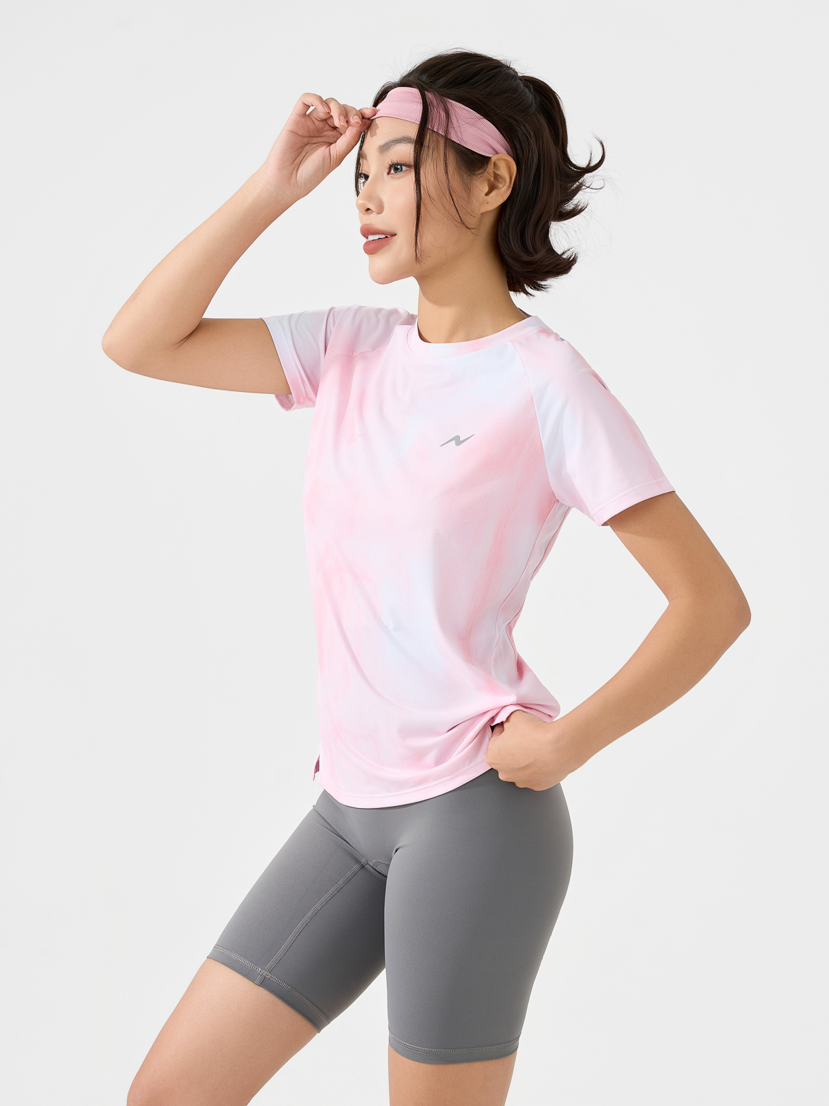 Áo thun nữ chạy bộ siêu nhẹ