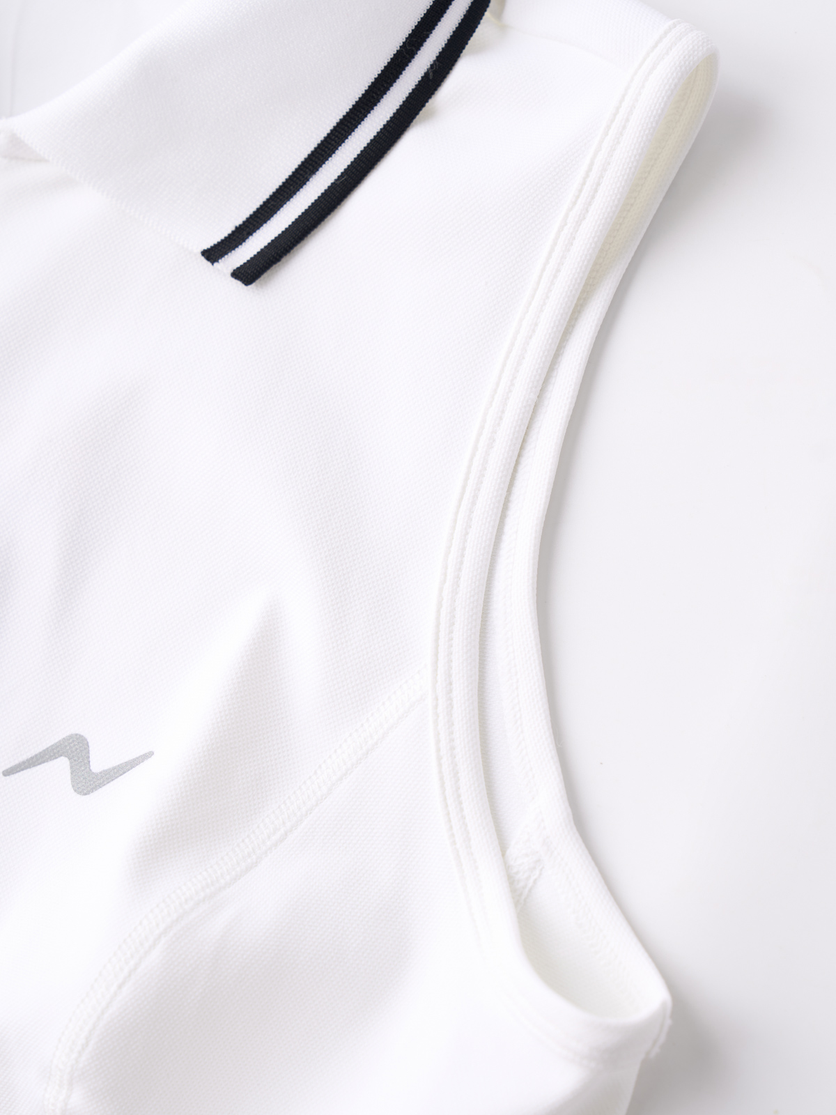 Váy Polo Sát Nách Ôm Vừa Vặn