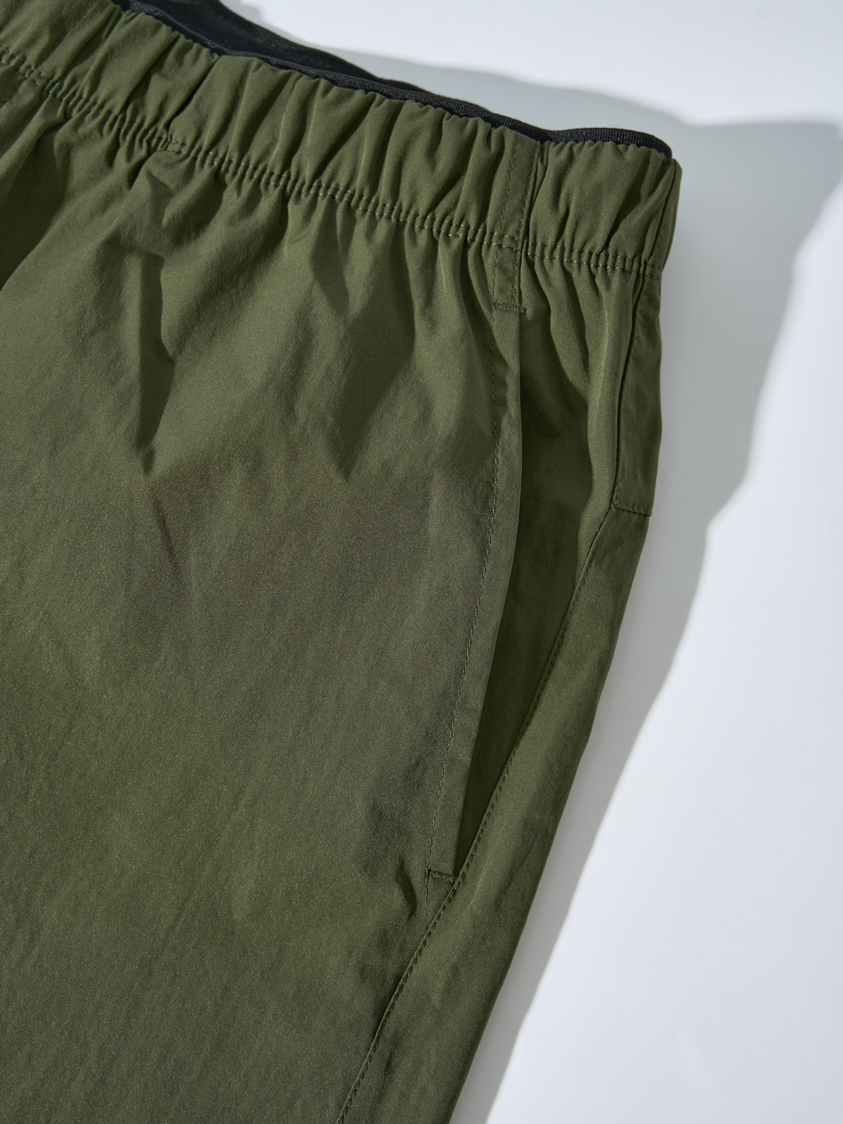 Quần Shorts Gió Thể Thao Nam Chun Ẩn