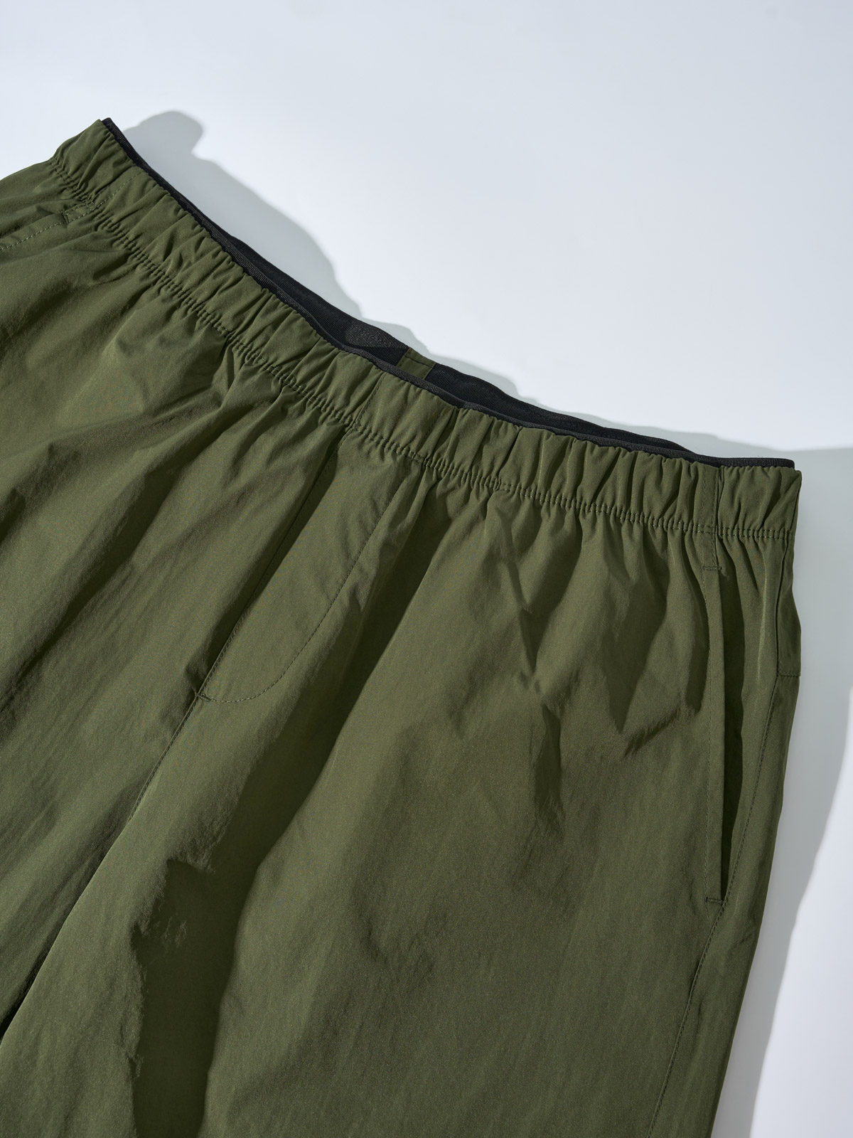 Quần Shorts Gió Thể Thao Nam Chun Ẩn