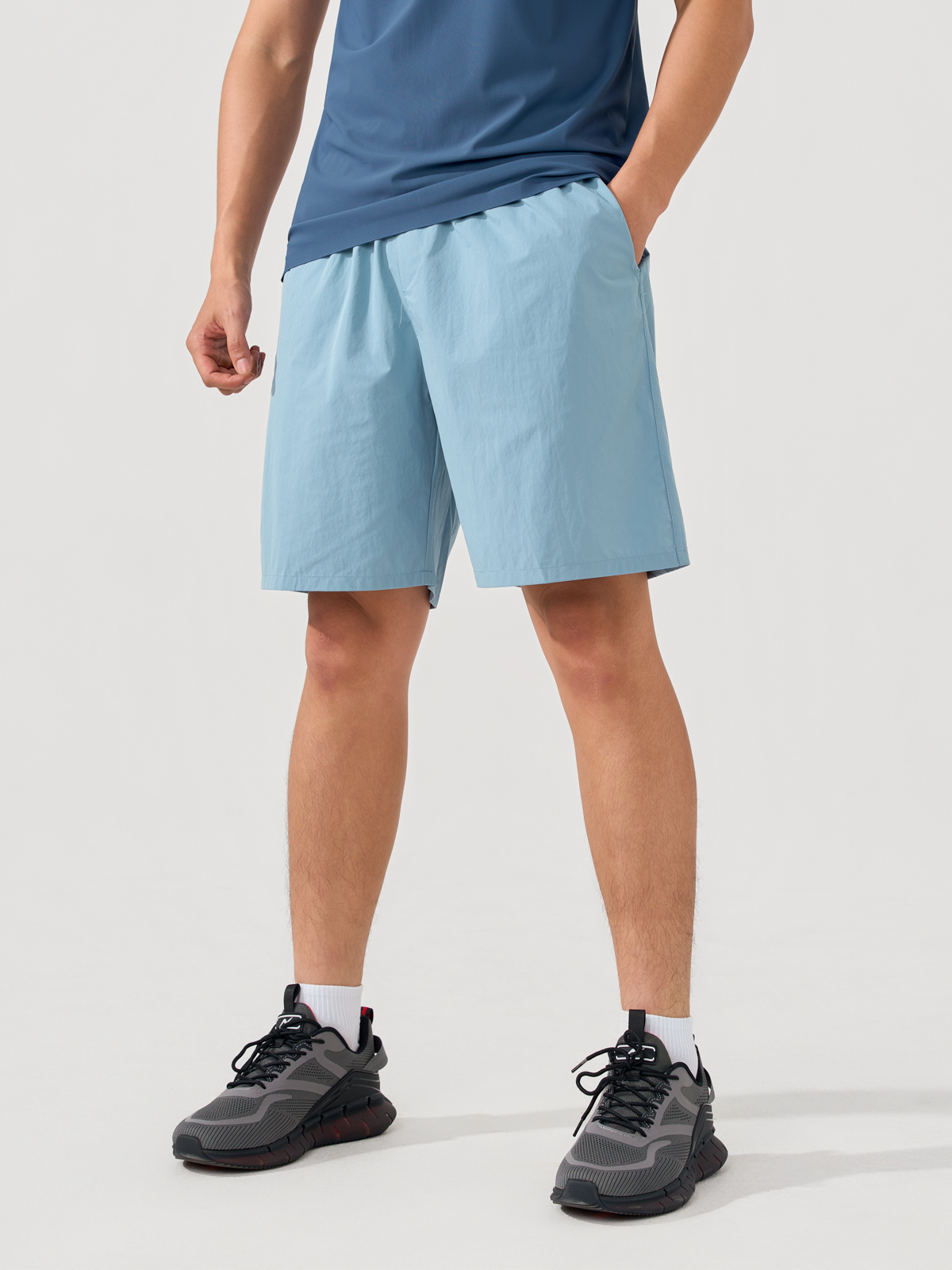 Quần Shorts Gió Thể Thao Nam Chun Ẩn