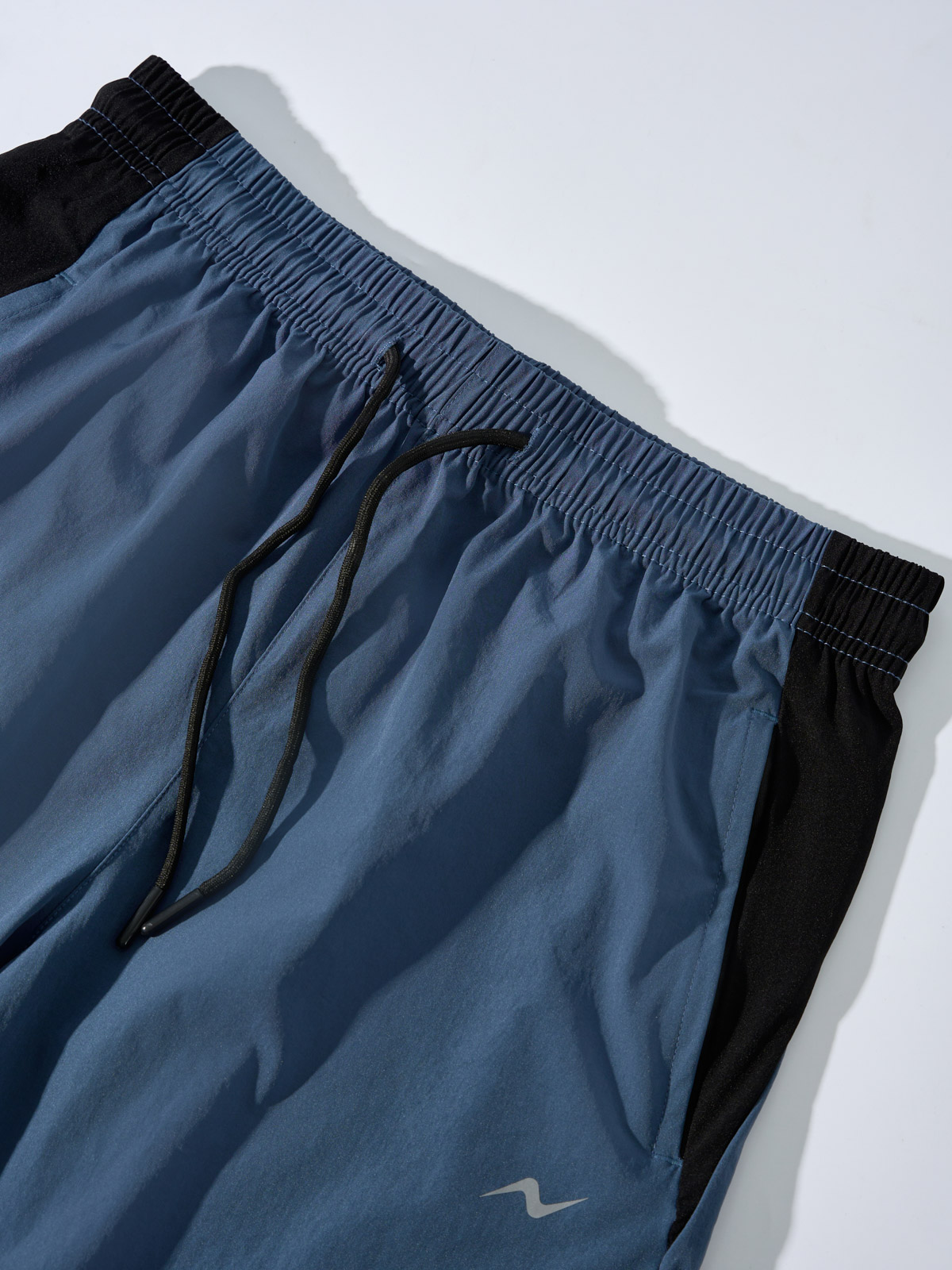 Quần Short Nam Thể Thao Co Giãn Dây Rút