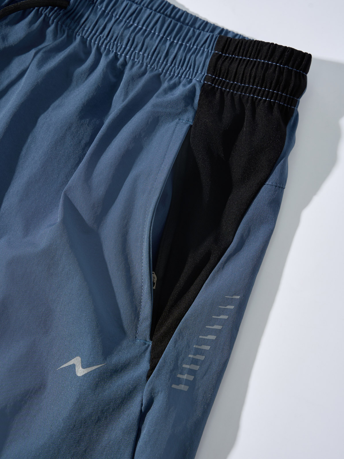 Quần Short Nam Thể Thao Co Giãn Dây Rút