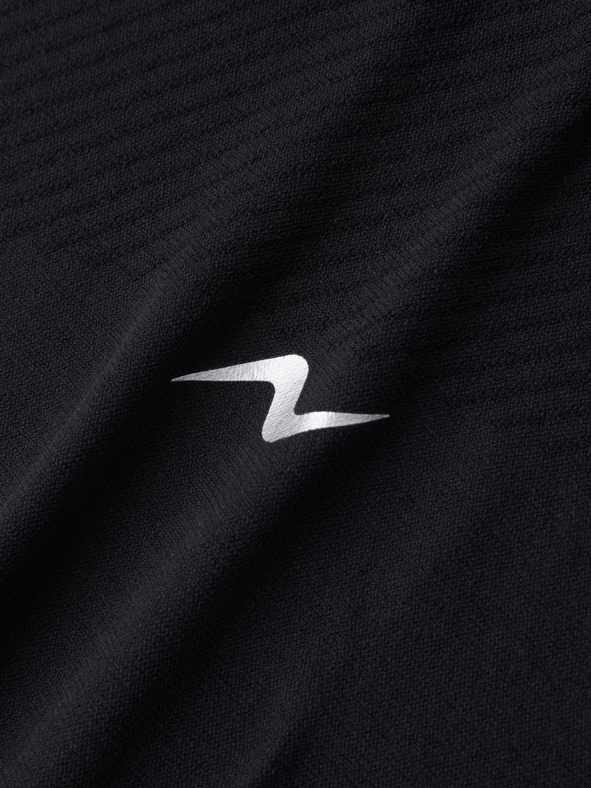 Áo Thun Dài Tay Nam Athleisure Dáng Slim Fit