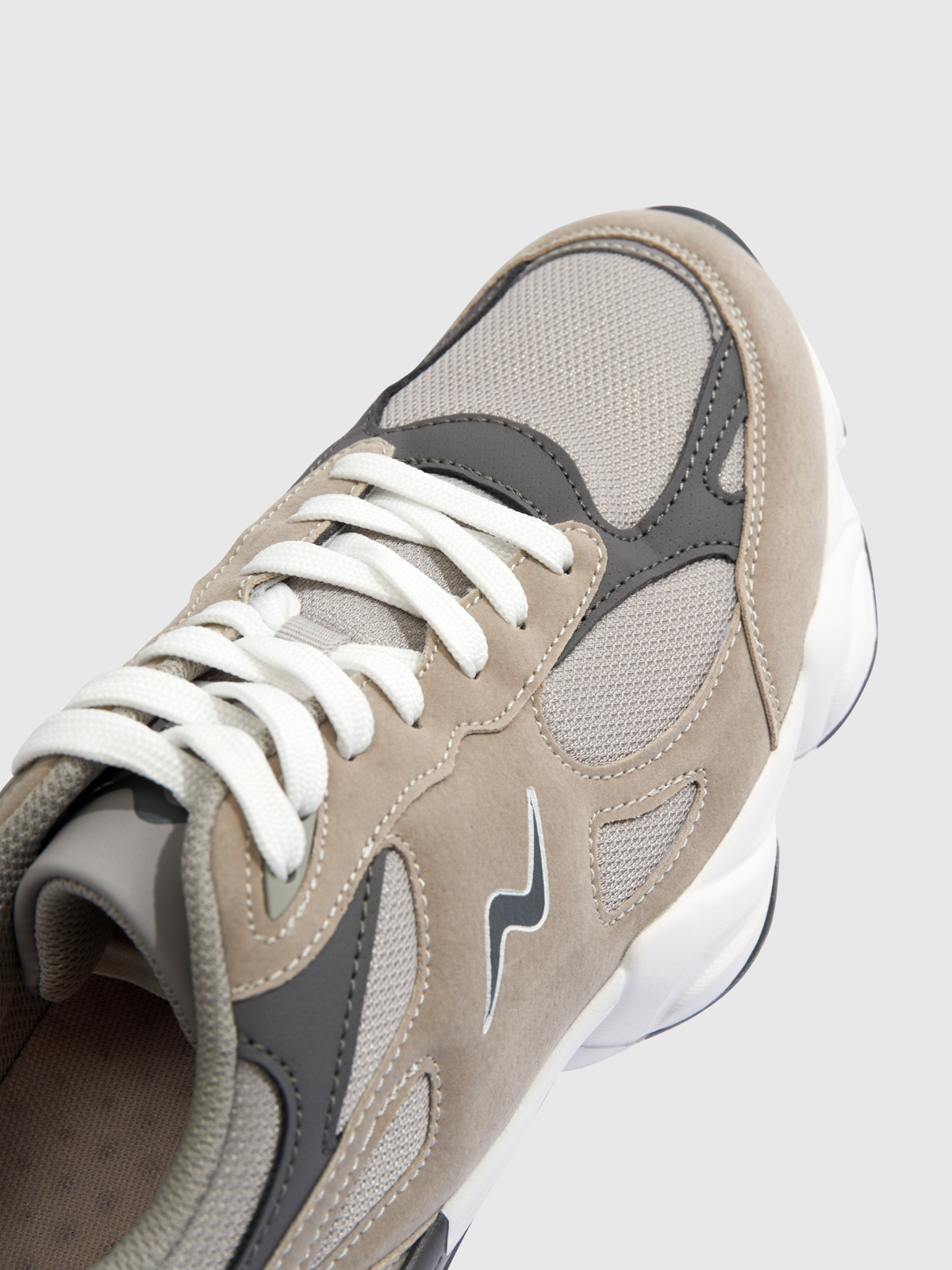 Giày Chạy Nam Thoáng Khí Men's Air Move Running Shoes
