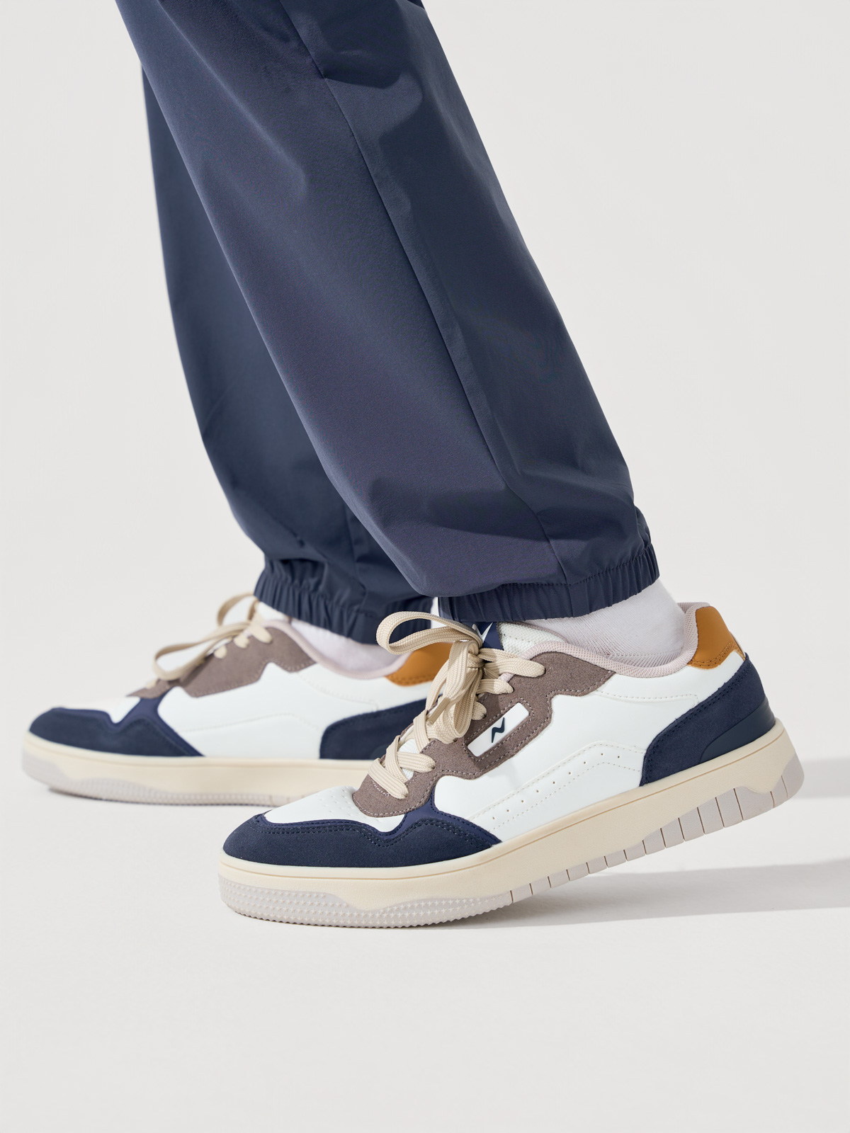 Giày Nam Phối Da Thể Thao Men's Flexleather Sports Shoes