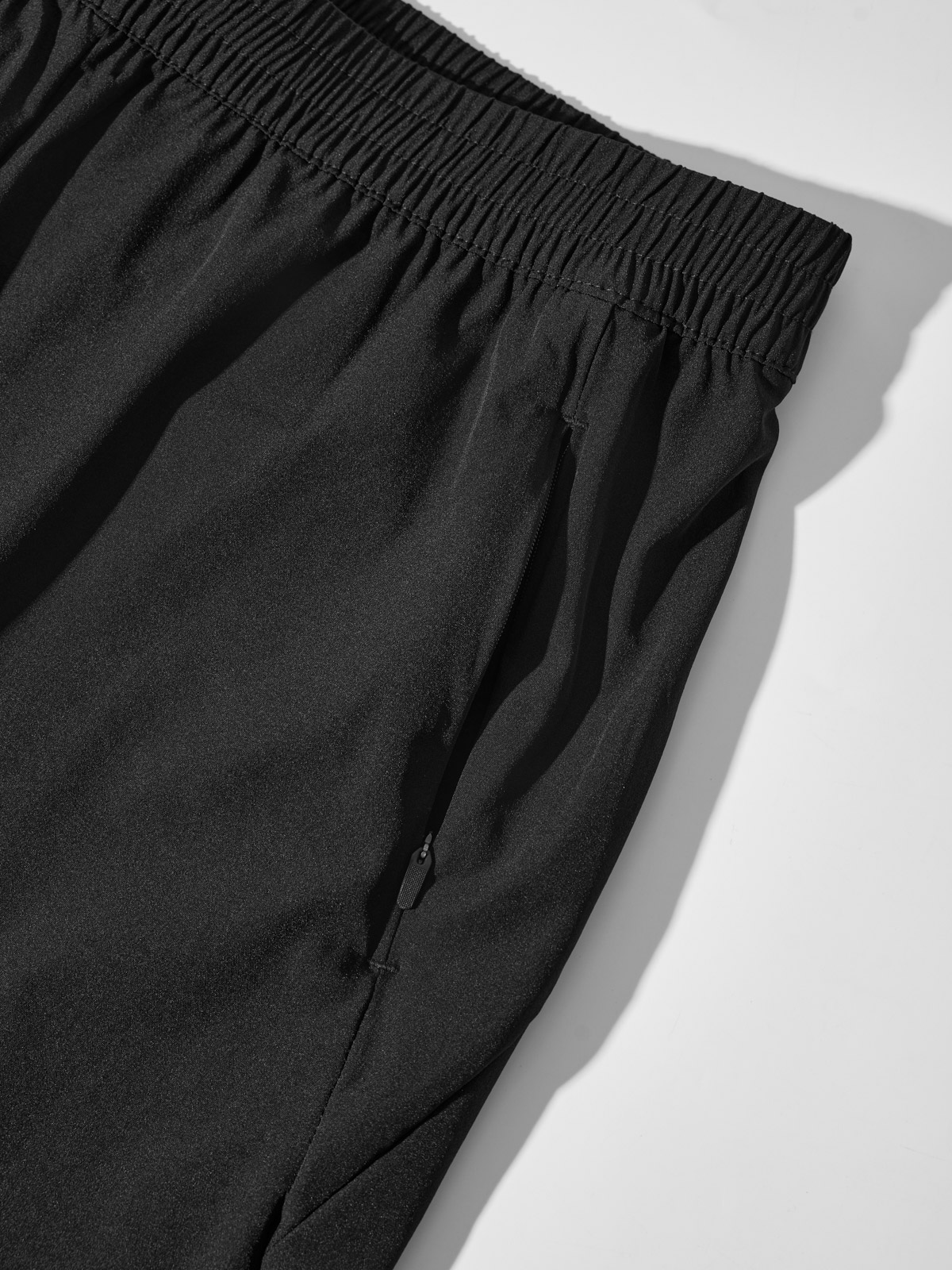 Quần Gió Thể Thao Túi Sườn