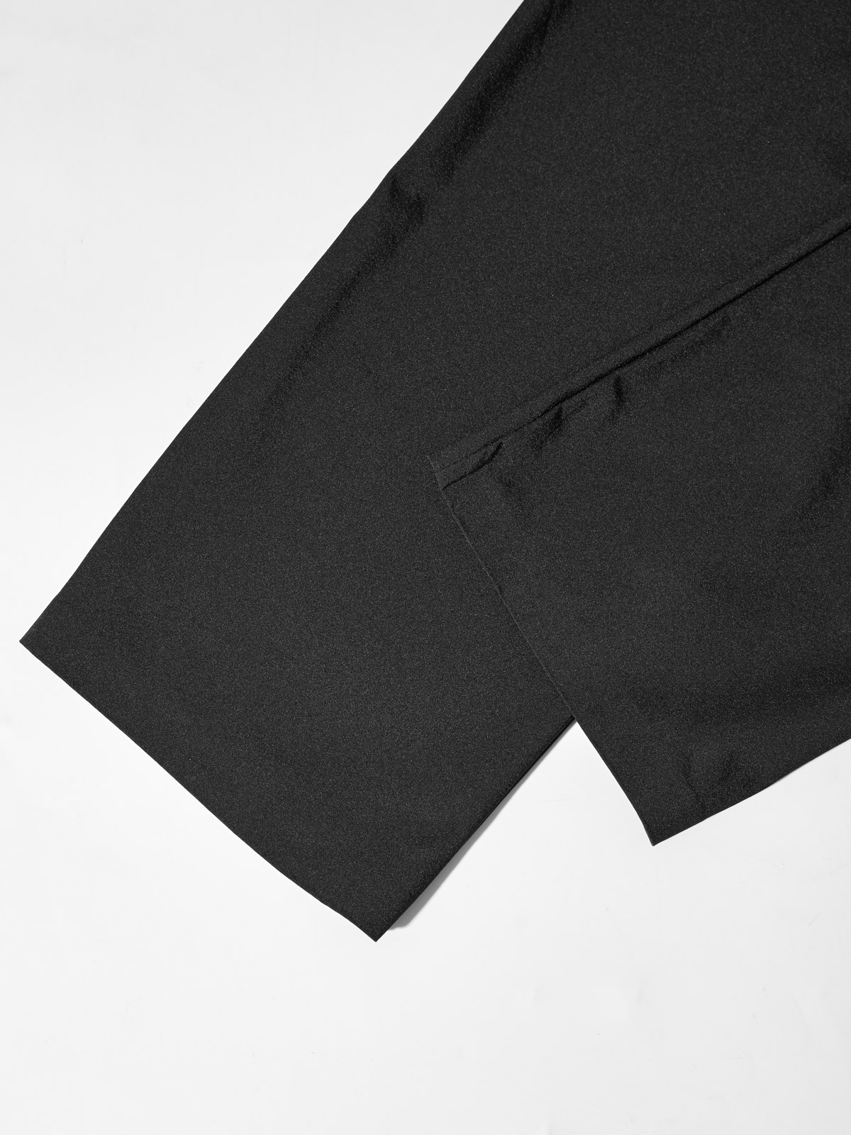 Quần Gió Thể Thao Túi Sườn