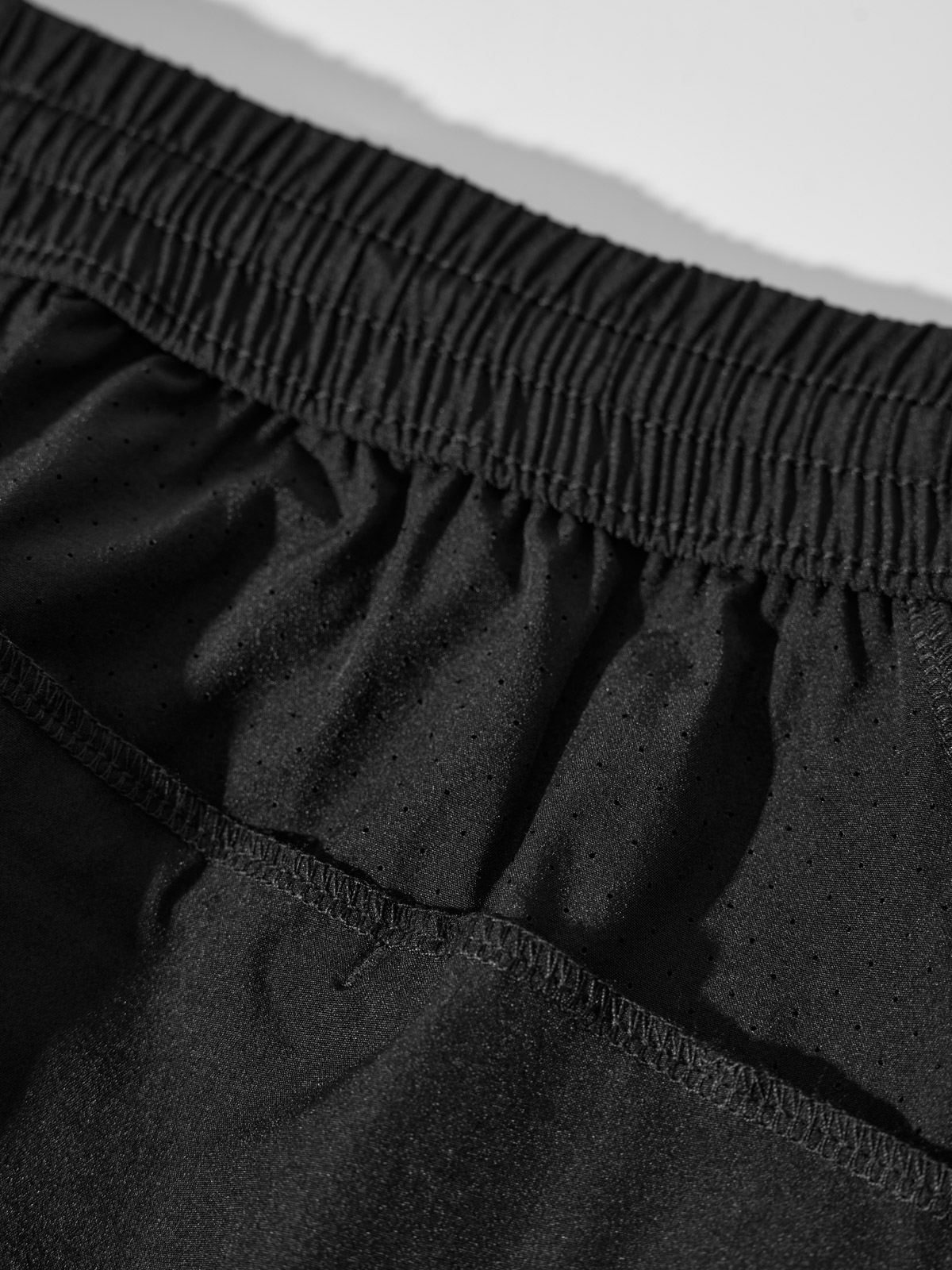 Quần Gió Thể Thao Túi Sườn