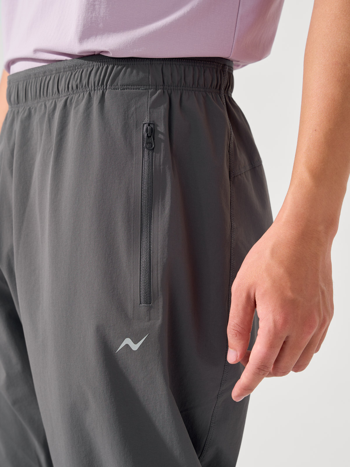 Quần Gió Dài Nam Thể Thao Năng Động