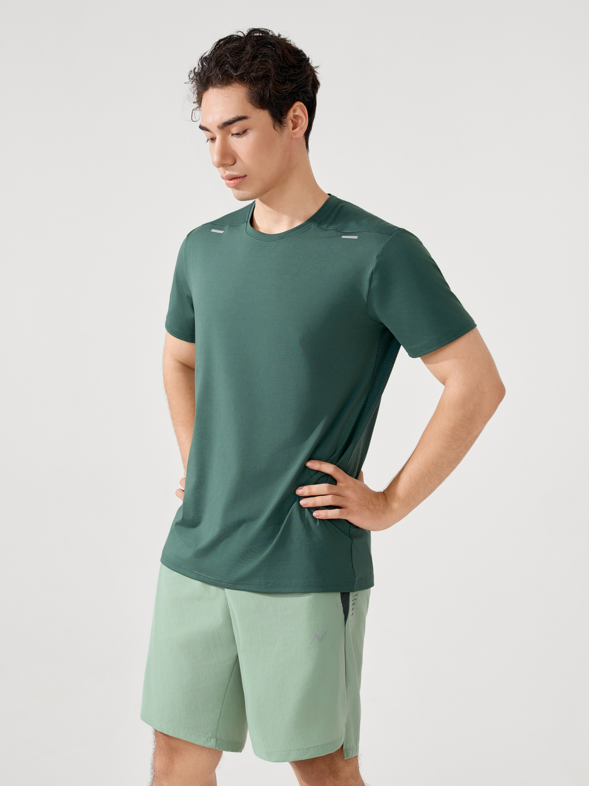 Áo Phông Thể Thao Nam Dáng Body Co Giãn