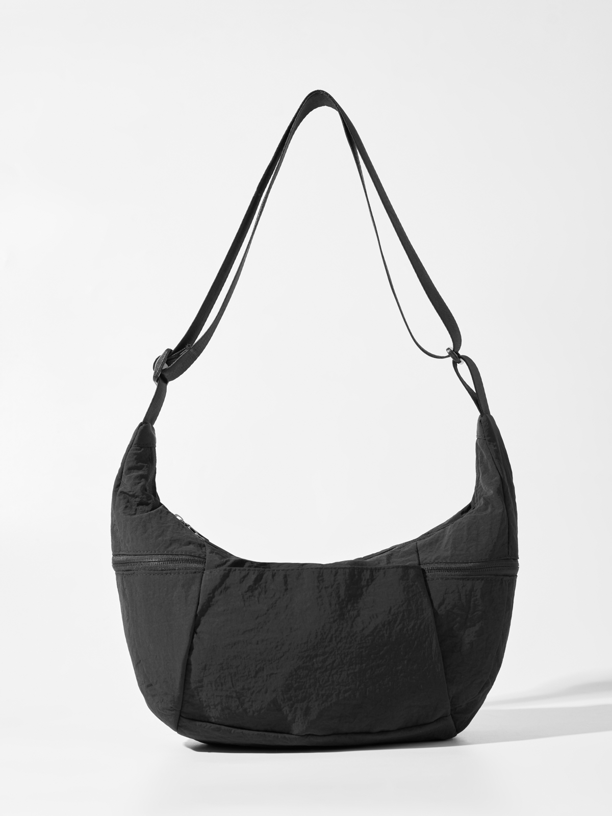 Túi Đeo Chéo Bán Nguyệt Nevo