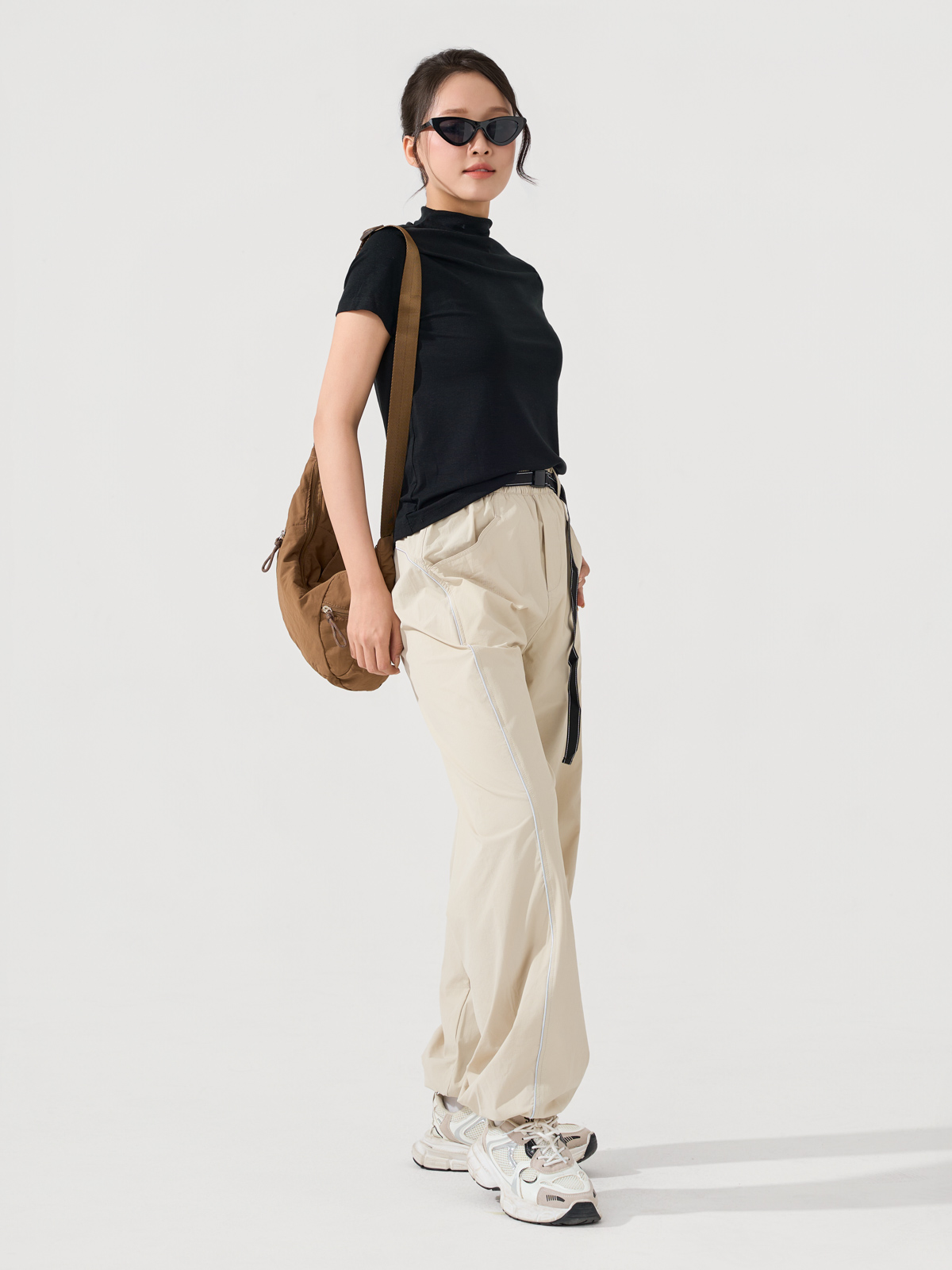 Áo Phông Thể Thao Nữ Cổ Leo