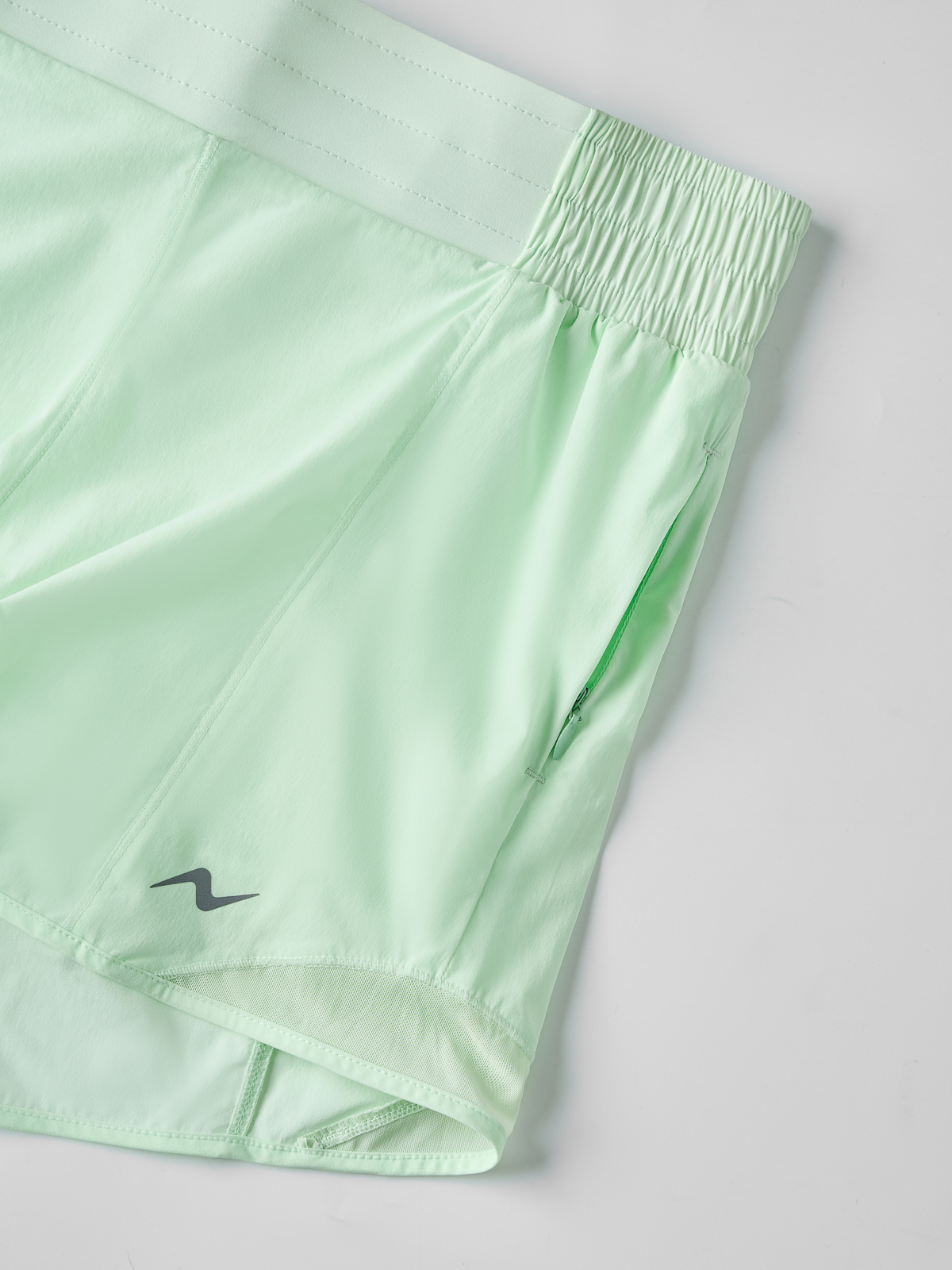 Quần Shorts Siêu Nhẹ Phối Chun Linh Hoạt