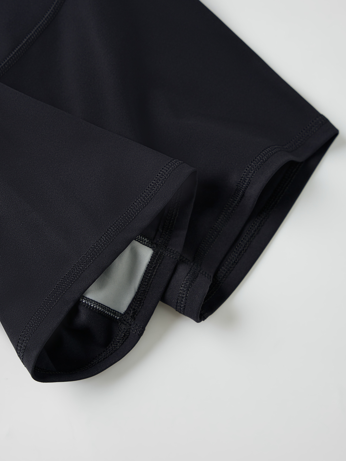 Quần Legging đùi co giãn thoải mái