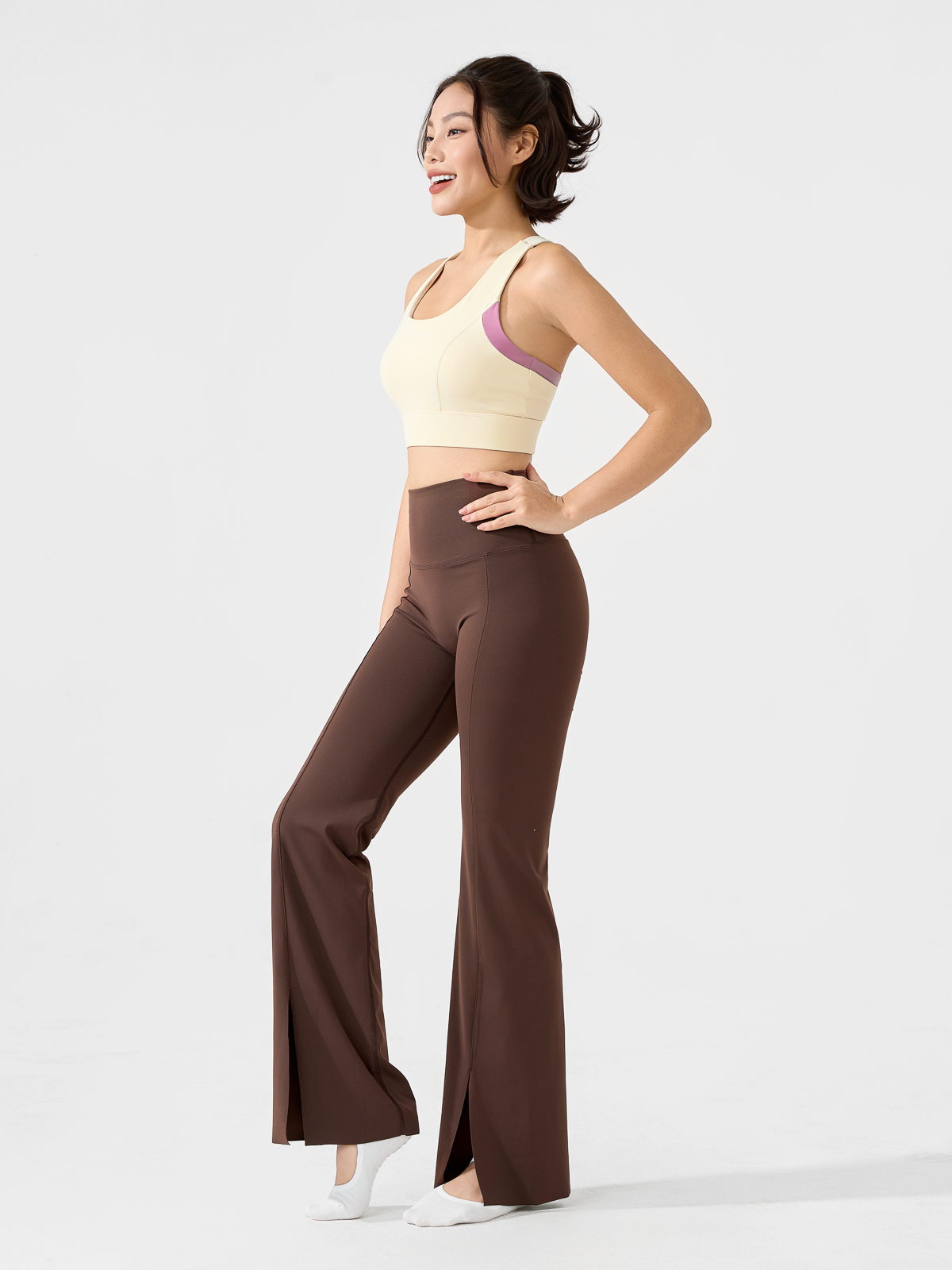 Áo Bra thể thao đàn hồi nâng đỡ vượt trội