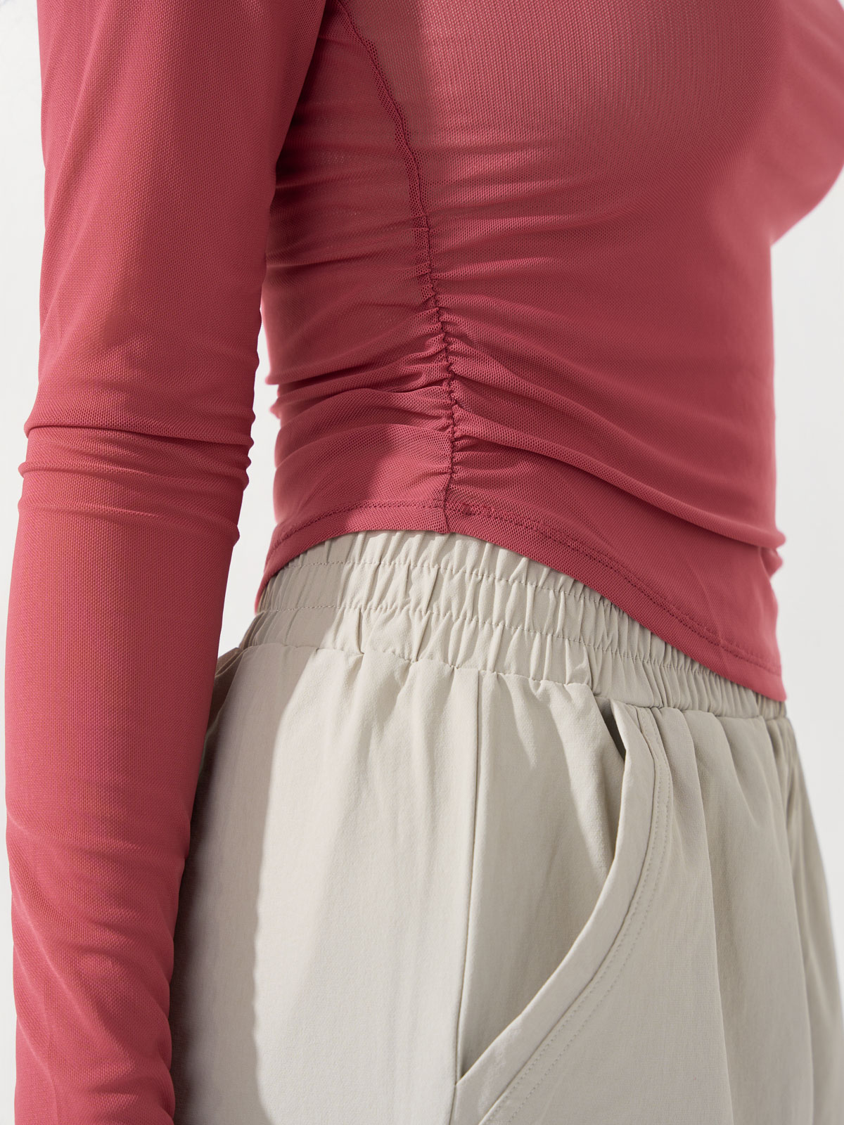 Áo phối lưới dài tay thể thao nữ khỏe khoắn