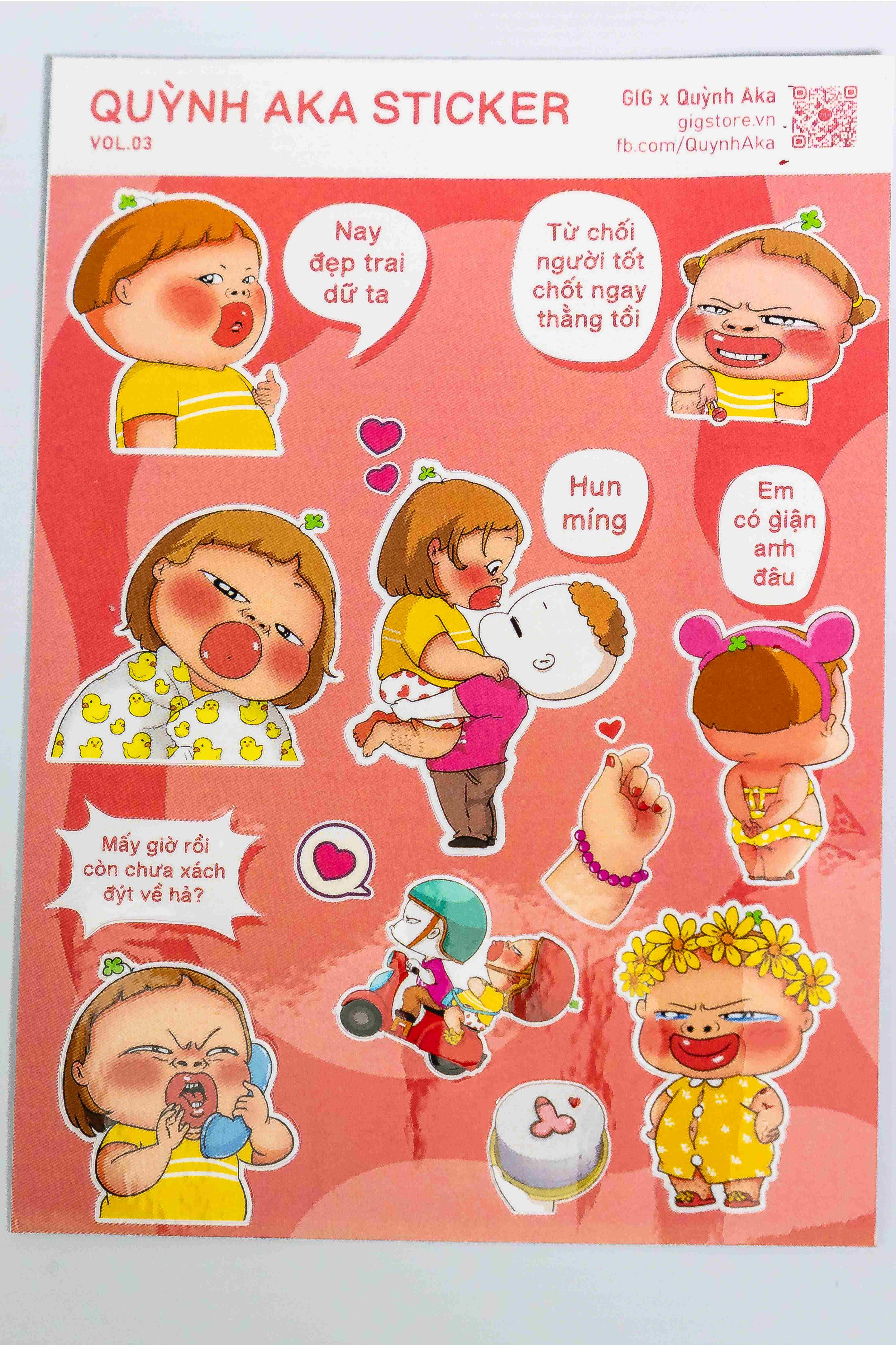 Set Sticker In Hình Quỳnh Aka x GIG | Set Random Decal Trang Trí Dán Laptop, Điện Thoại, Mũ, Cốc,...
