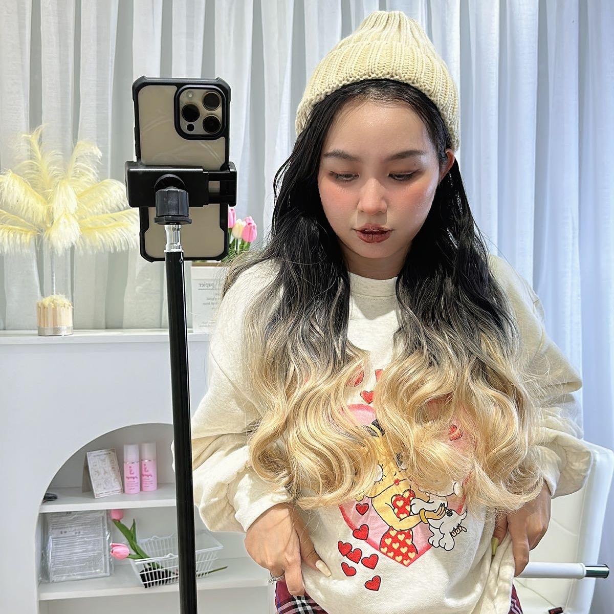 Mũ Len KÈM Tóc Giả Xoăn Nhuộm Vàng 42