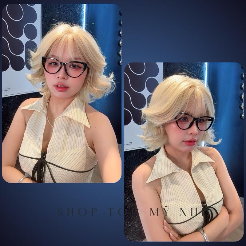 Tóc Giả Mỹ Nhi Nguyên Đầu Tỉ Lệ Dệt Kim Tóc Xoăn Ngắn Mái Thưa NY20 Màu Vàng Bạch Kim (syber hair)