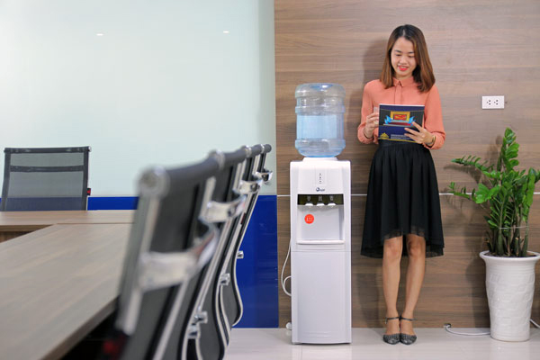 Cây nước nóng lạnh FujiE WD1800C - hình 9