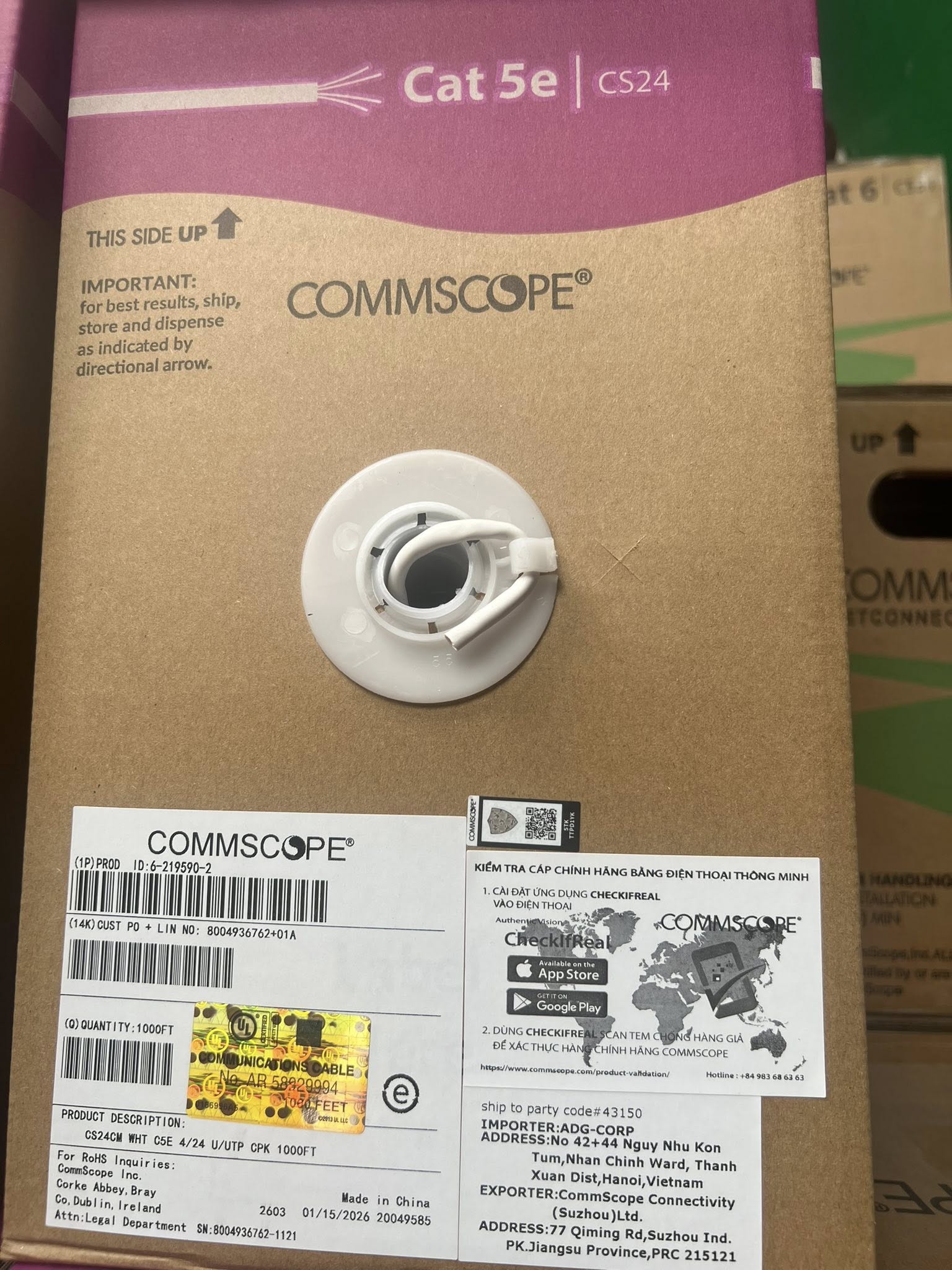 Hình ảnh thực tế cap mạng commscope cat5e cat6