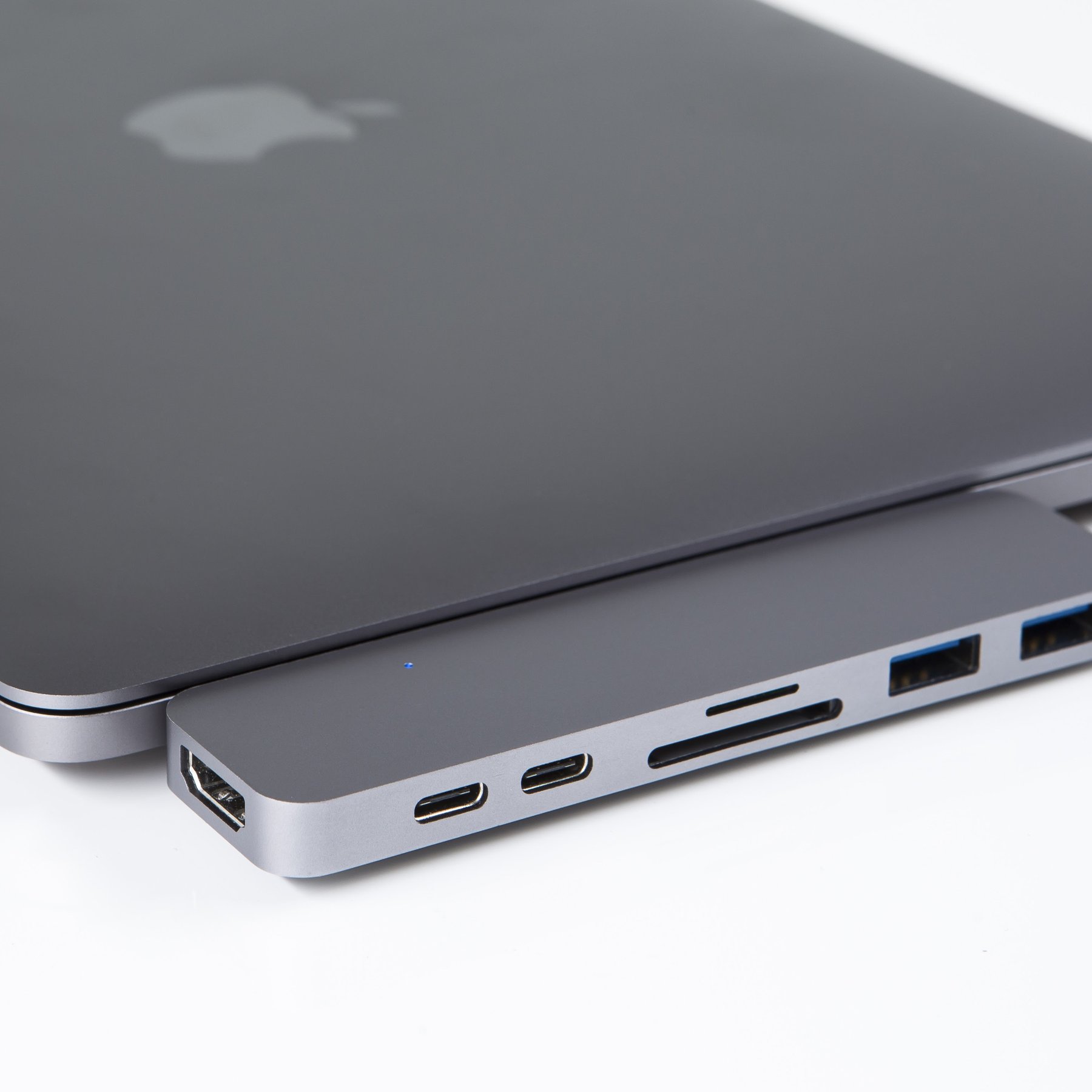Hub USB-C 8-in-2 HyperDrive PRO cho MacBook Pro