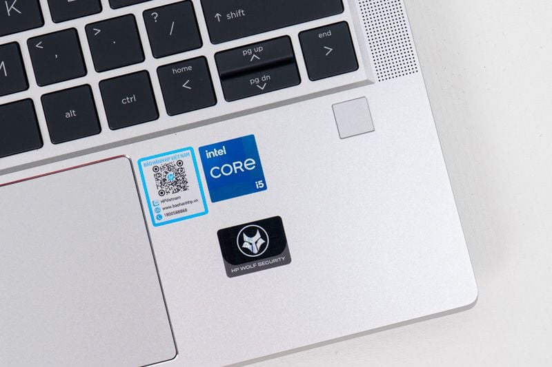 Laptop HP EliteBook 630 G9 6M143PA (Core i5 1235U/ 8GB/ 512GB SSD) - hình 3